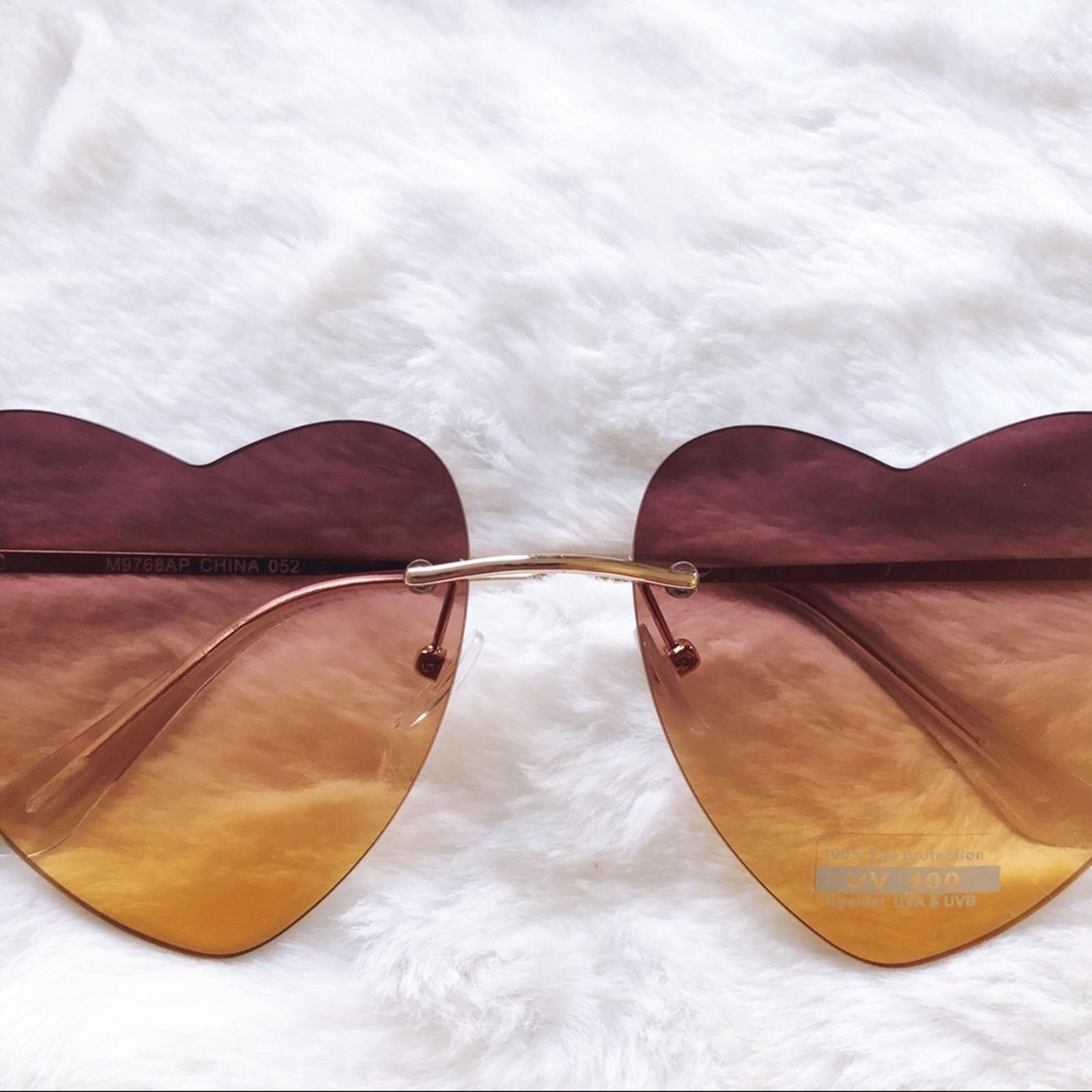 Other Miley Brown & Tan Gradient Heart Sunglasses Size ONE SIZE - 4 Thumbnail