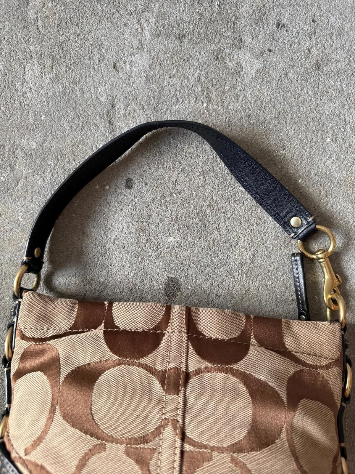 Coach Coach Signature Mini Carly Shoulder Bag Beige/Black Size ONE SIZE - 8 Thumbnail
