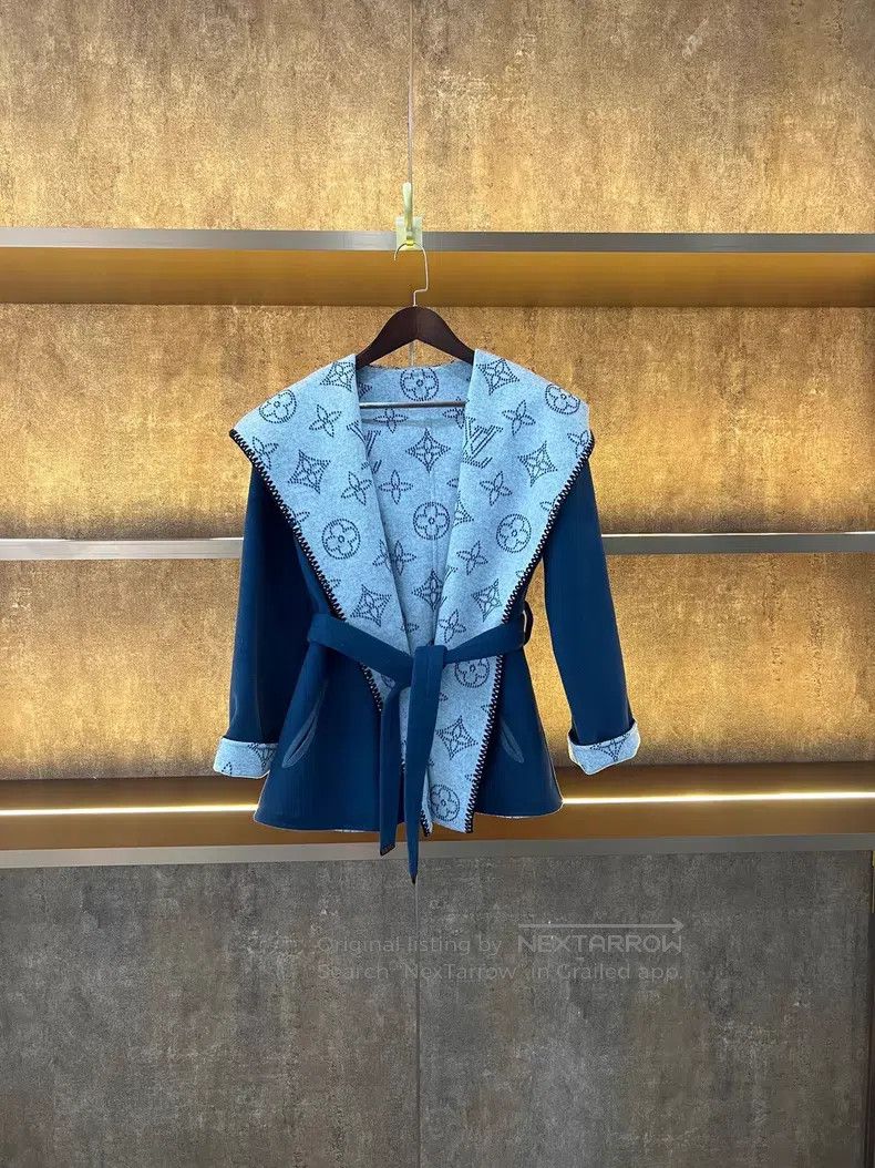 Louis Vuitton Louis Vuitton Reversible coat Size XS / US 0-2 / IT 36-38 - 1 Thumbnail