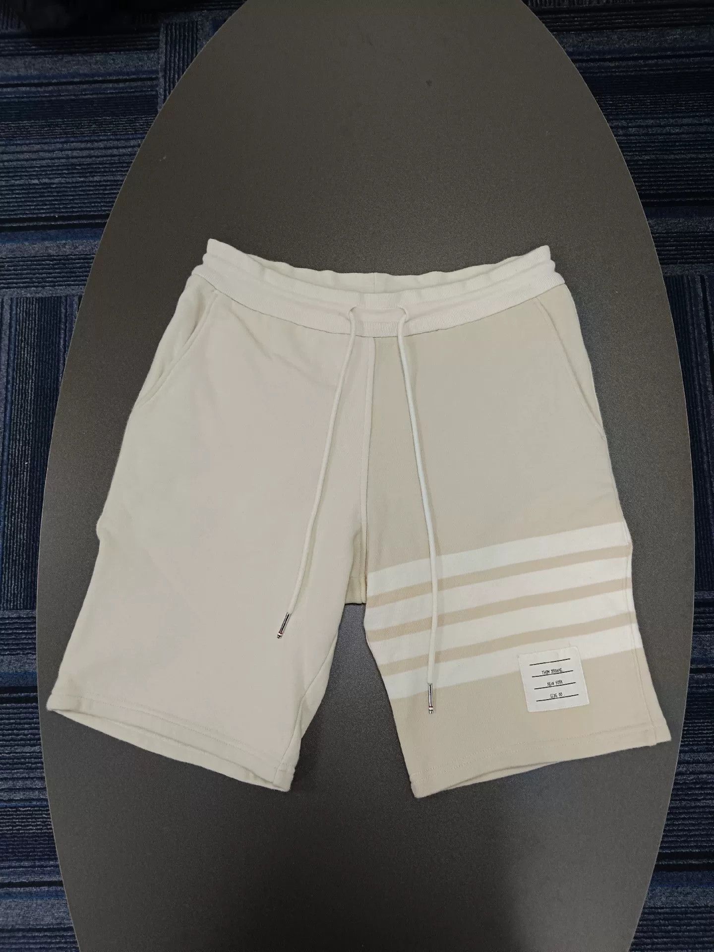 Thom Browne thom browne classic striped casual shorts Size US 28 / EU 44 - 1 Thumbnail