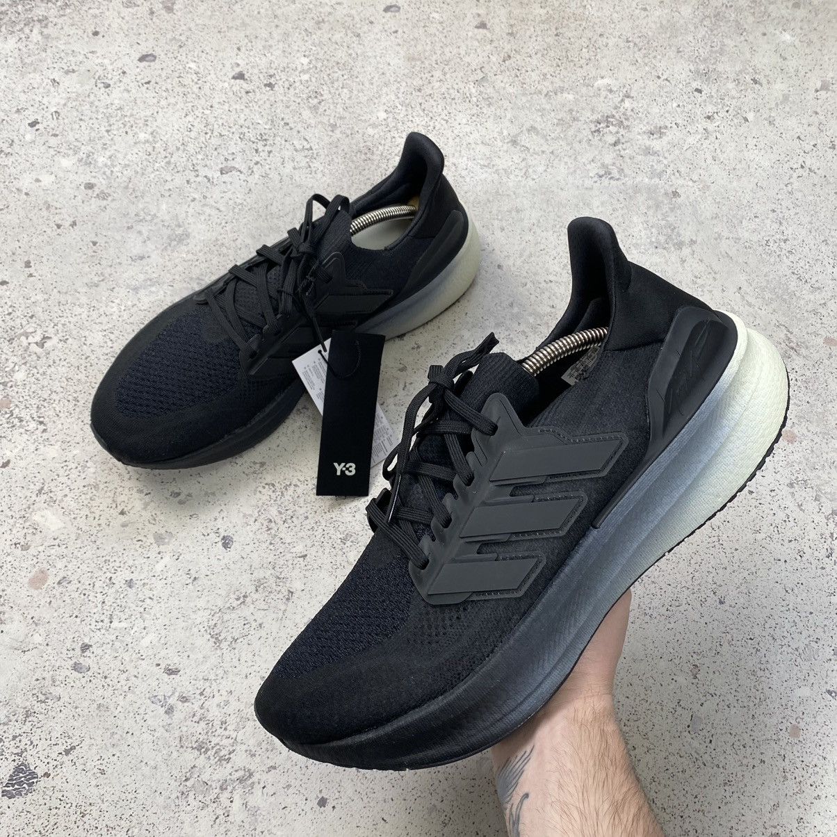 Y-3 Adidas Y-3 Ultraboost 5 Black Orbit Grey JR6647 Size US 11 / EU 44 - 4 Thumbnail