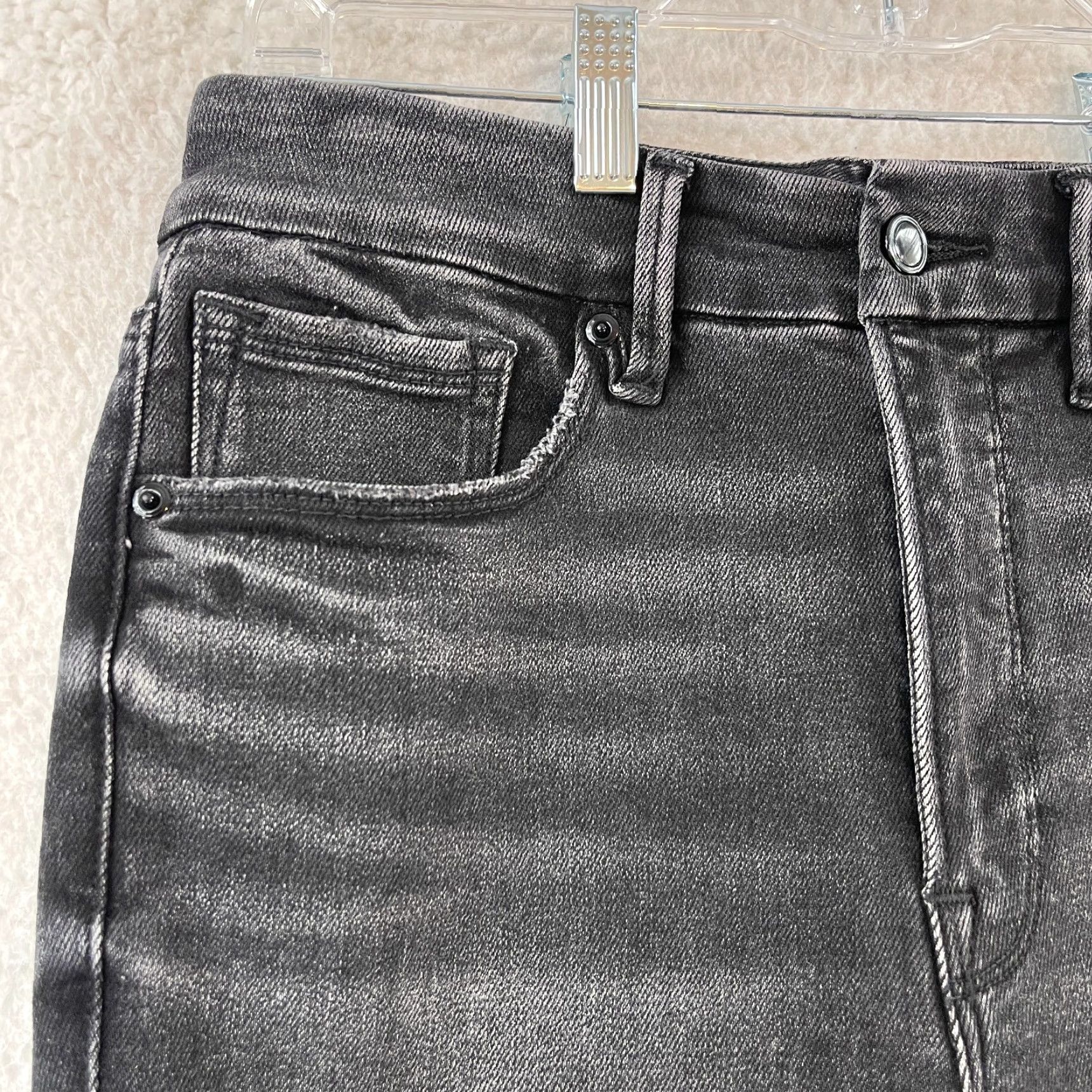 Good American Good American Good Waist Crop Jeans Womens 8 Black Denim High Waist Distressed Jeans Size 30" / US 8 / IT 44 - 4 Thumbnail