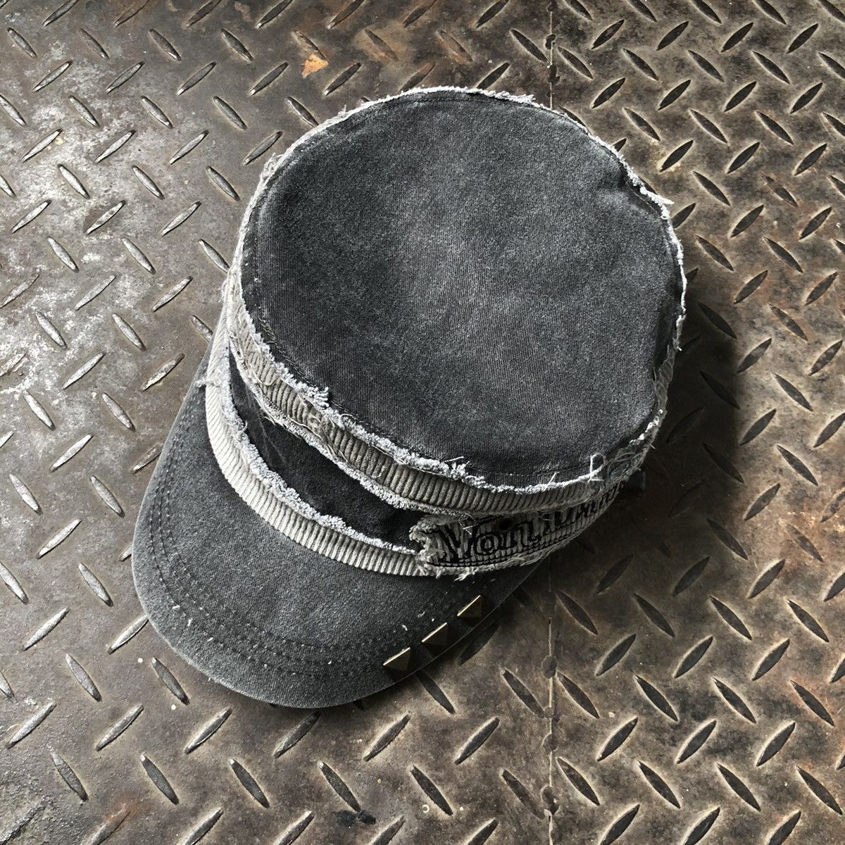Von Dutch Vondutch Distressed Hat Grunge Gothic Limited Edition Size ONE SIZE - 4 Thumbnail