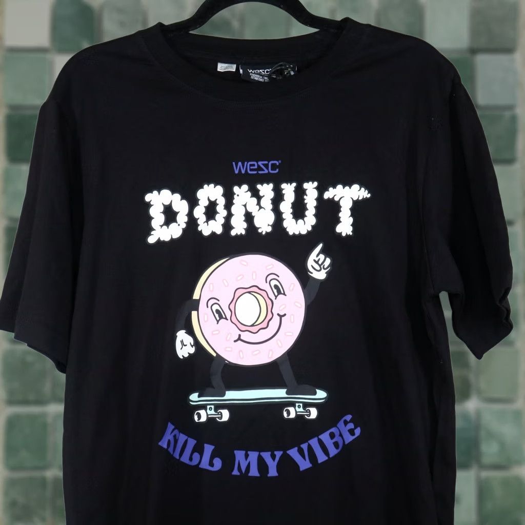 WeSC WeSC T Shirt Men’s Medium Women’s Large Burnout Tee Donut Kill My Vibe NWT Mens Womens Black Crew Neck Short Sleeve Graphic Print Cotton VINTAGE? Size M / US 6-8 / IT 42-44 - 1 Thumbnail