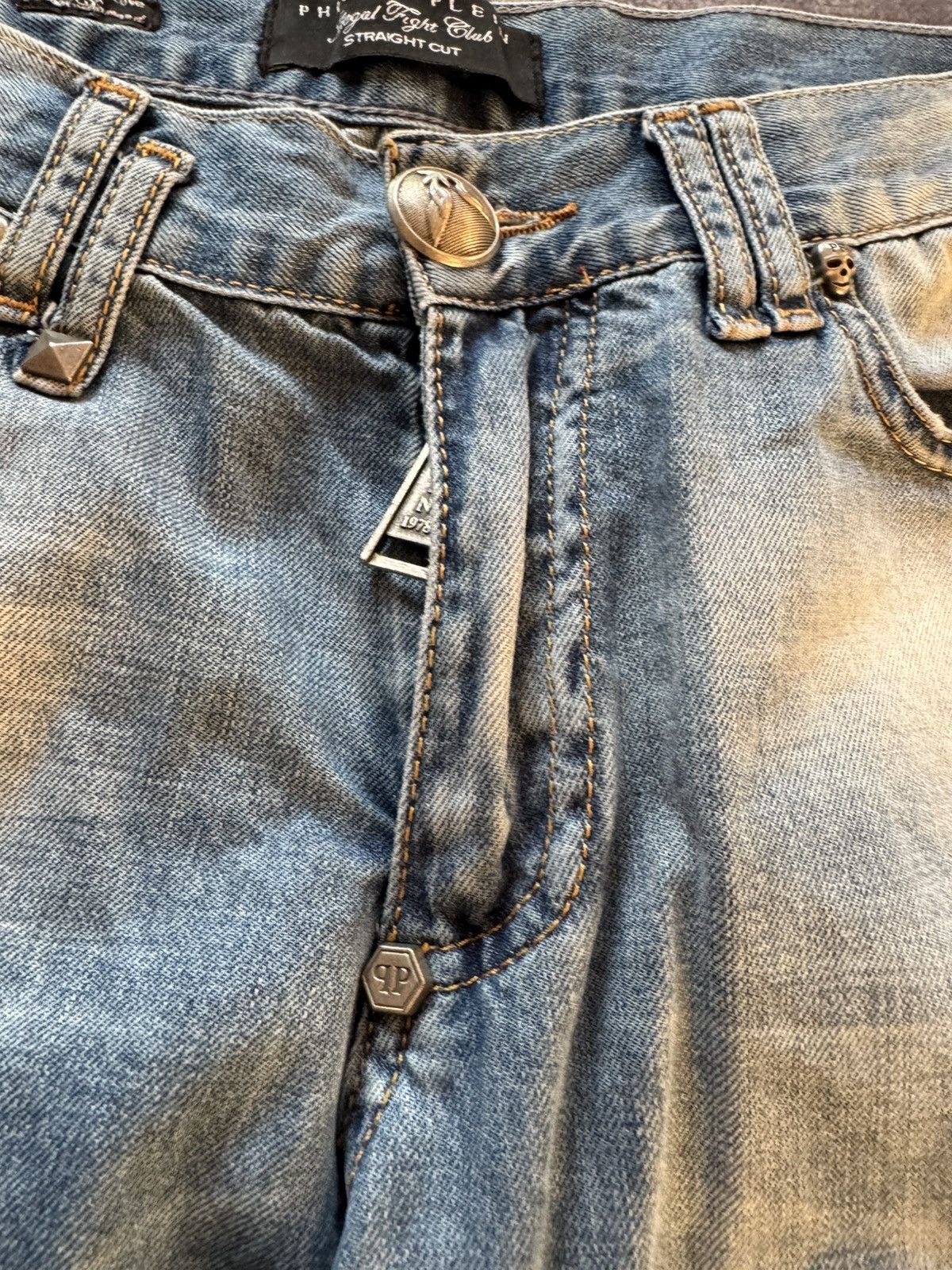 Hysteric Glamour Philip Plein Skull Embossed Crash Distressed Straight Jeans Size US 30 / EU 46 - 11 Thumbnail
