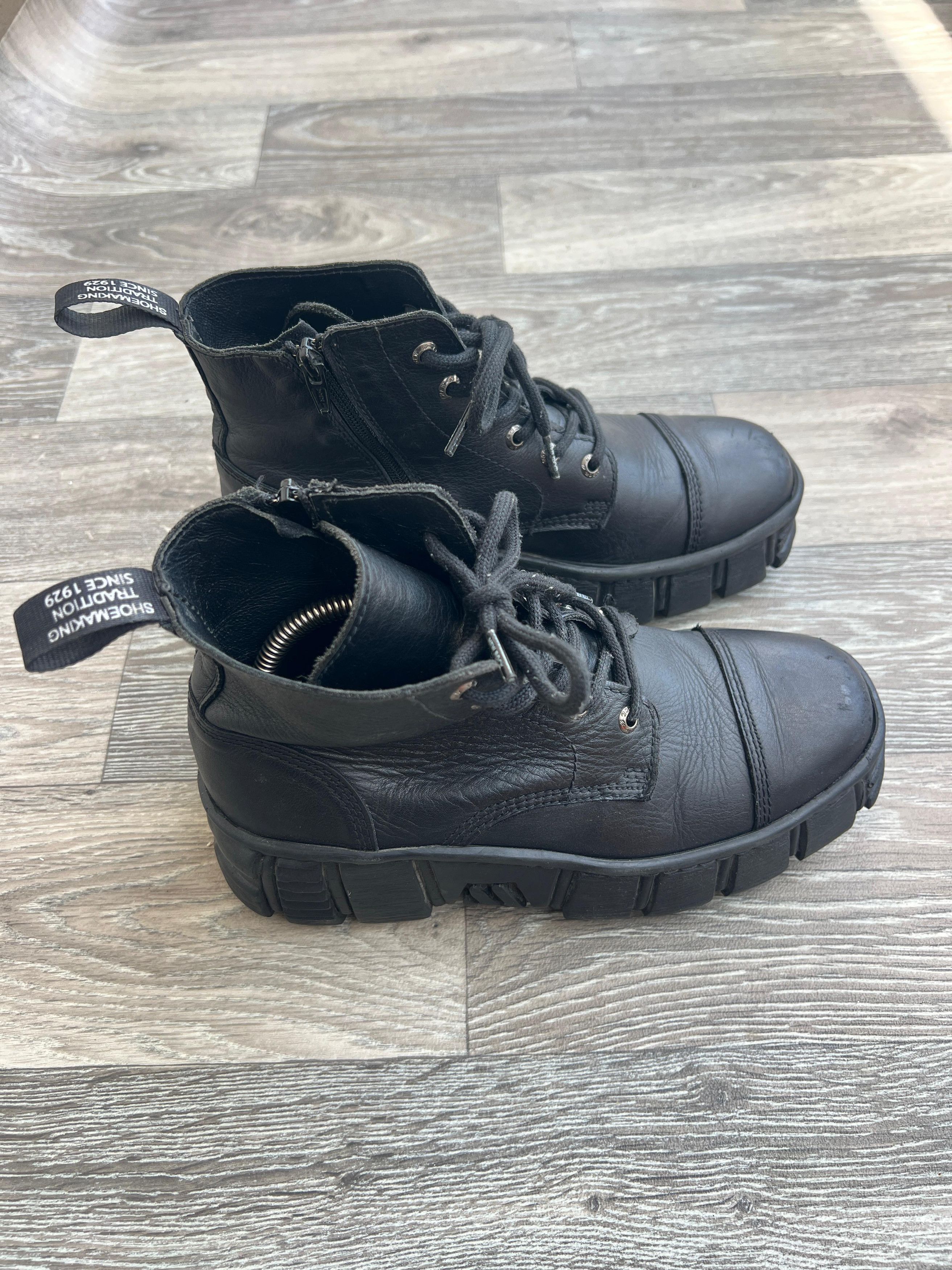 New Rock New Rock Black Leather Boots Size US 7 / EU 40 - 13 Thumbnail