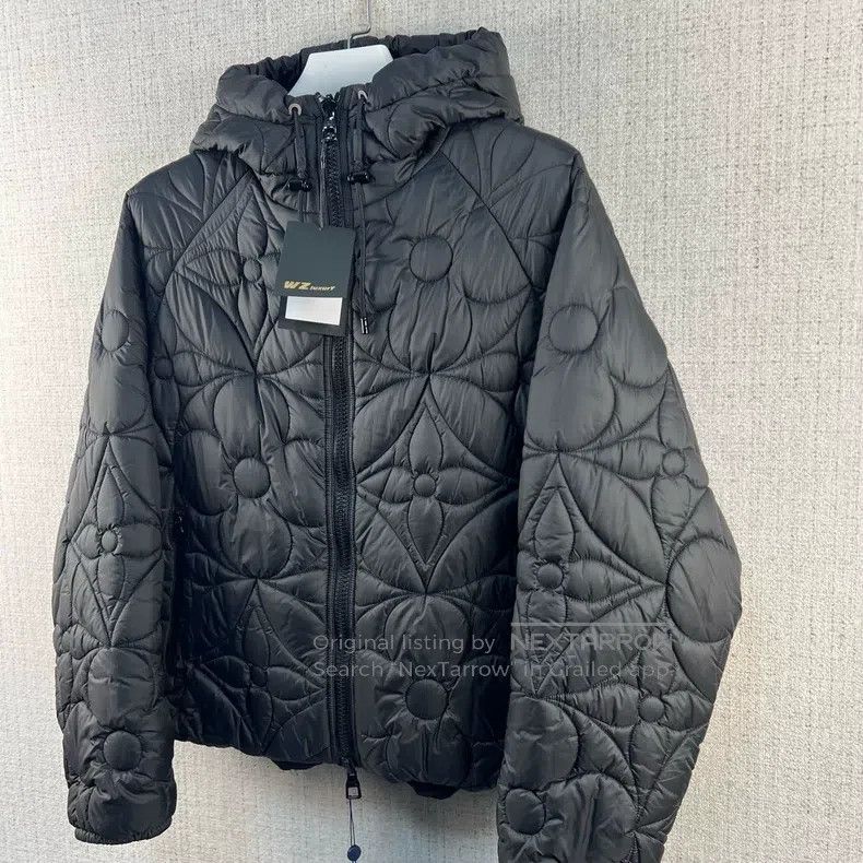 Louis Vuitton Louis Vuitton Double-sided down jacket with presbyopic emb Size US M / EU 48-50 / 2 - 2 Thumbnail