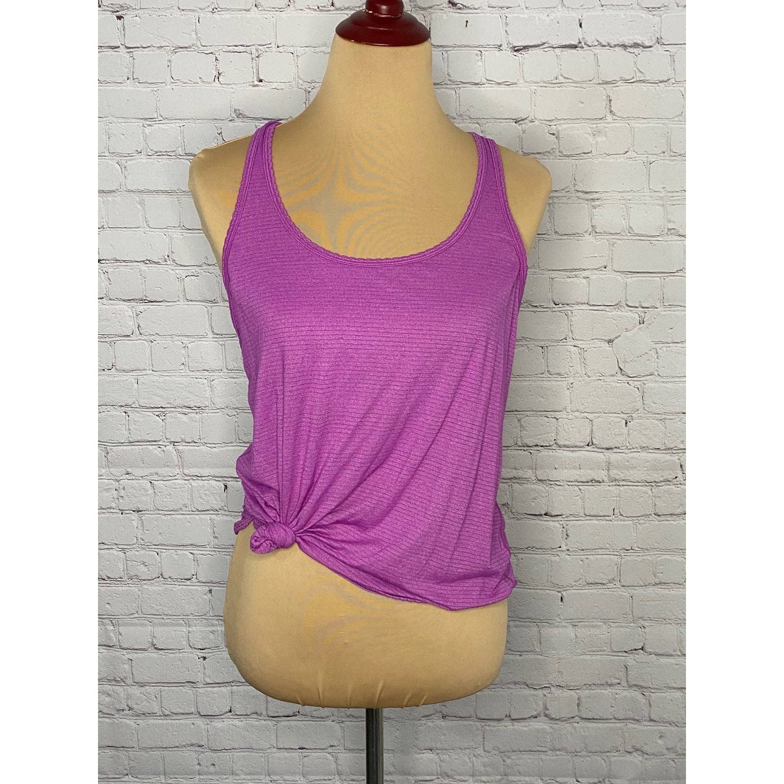Lululemon lululemon tank top size 8 Size M / US 6-8 / IT 42-44 - 1 Thumbnail