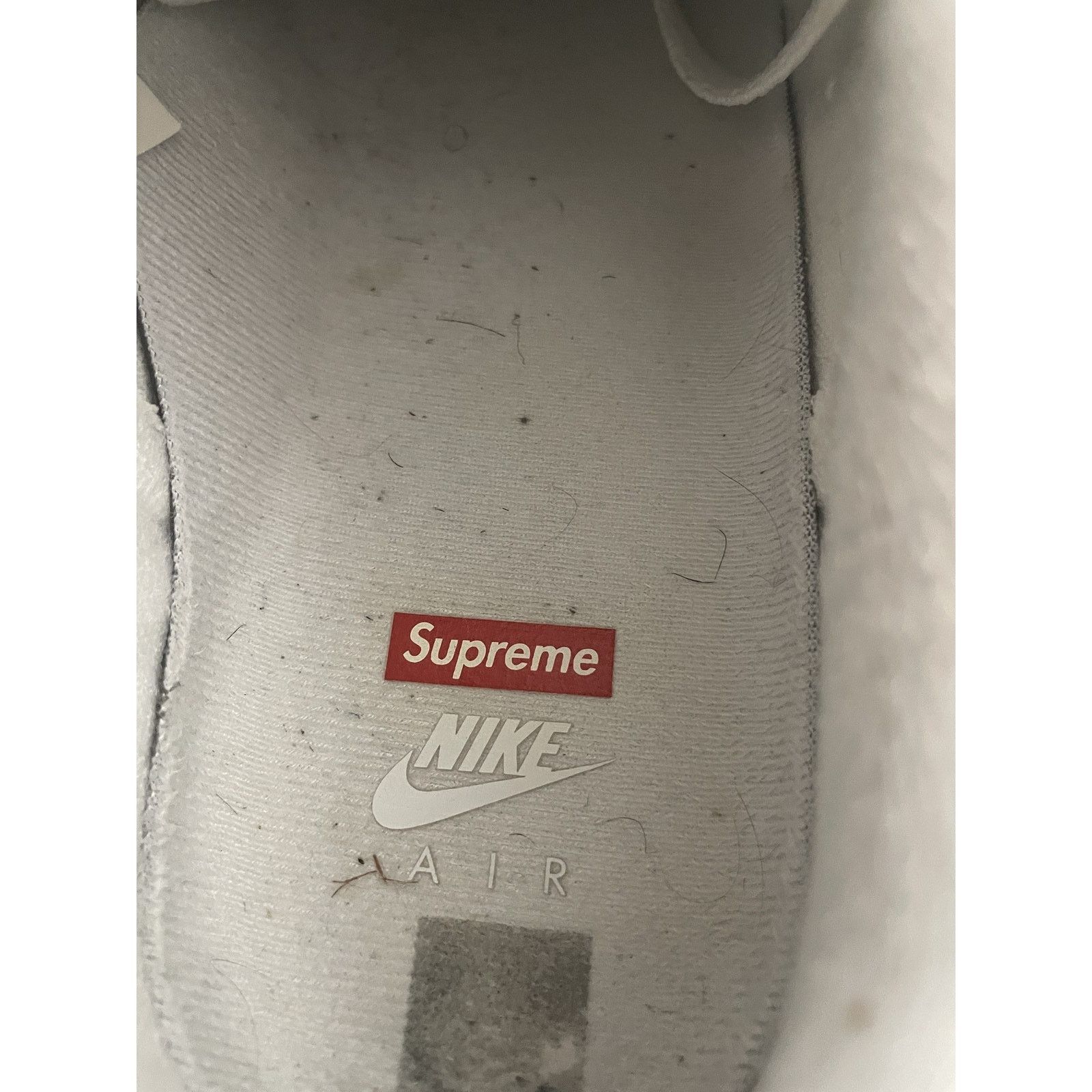 Nike NIKE AIR FORCE 1 LOW SUPREME WHITE SIZE 9.5 PREOWNED Size US 9.5 / EU 42-43 - 6 Thumbnail