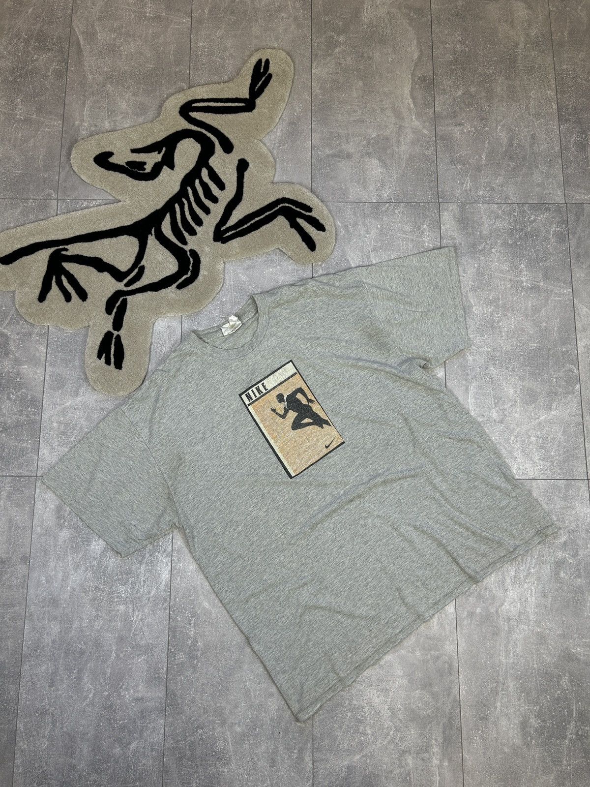 Nike Mens Vintage Nike swoosh running T-shirt tee streetwear rare Size US XL / EU 56 / 4 - 18 Thumbnail