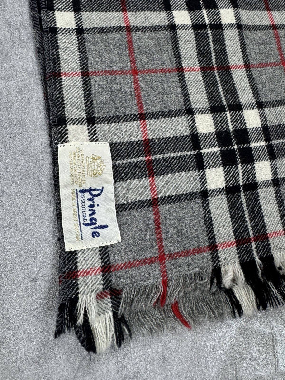 Pringle Of Scotland Pringle Of Scotland Plaid Wool Scarf Vintage Made In GB Size ONE SIZE - 2 Thumbnail