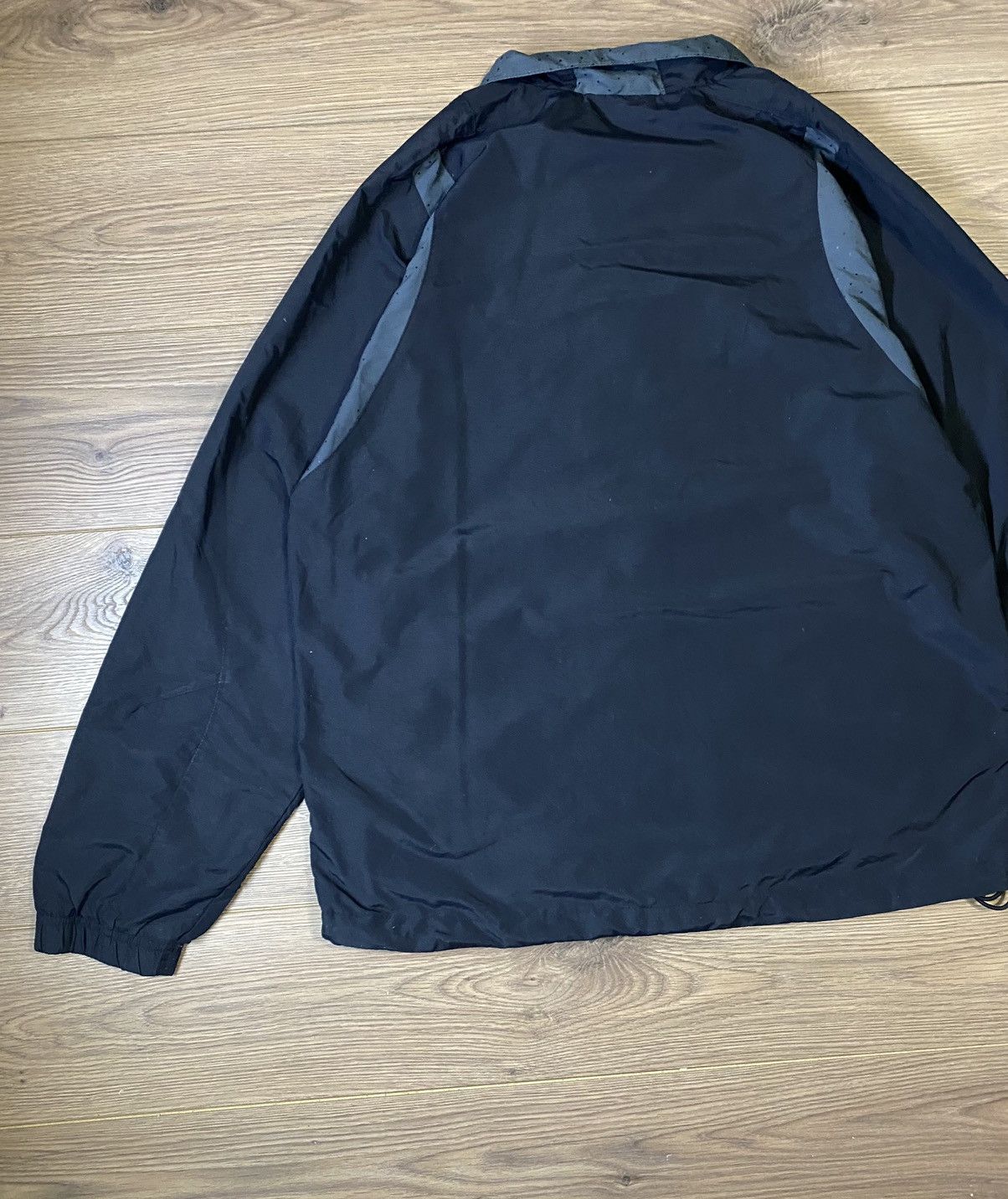 Nike × Vintage Vintage Nike Nylon Drill Light Jacket Black Size M Size US M / EU 48-50 / 2 - 12 Thumbnail
