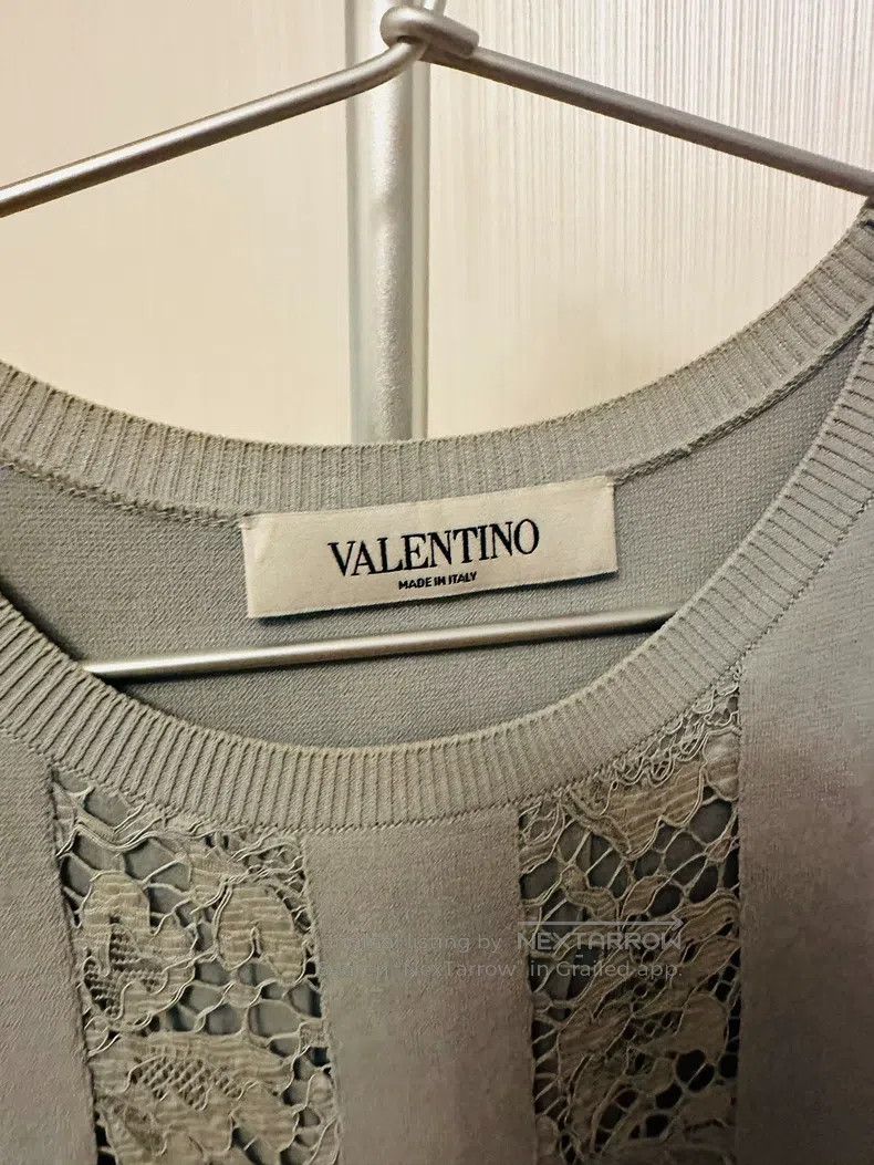Valentino Valentino Lace short-sleeved dress Size M / US 6-8 / IT 42-44 - 2 Thumbnail