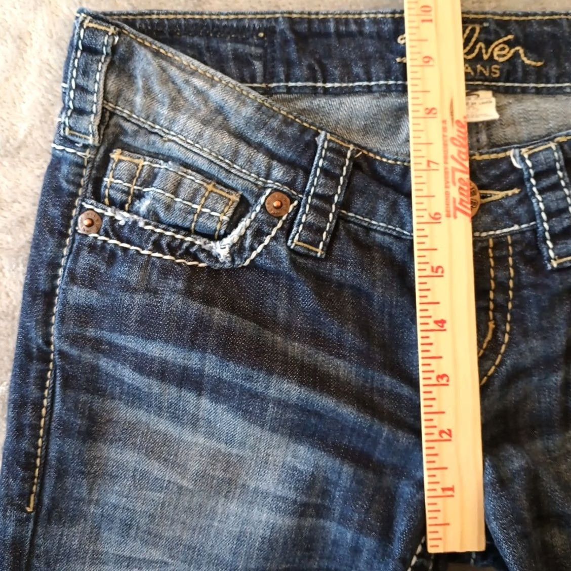 Silver Jeans Co. Silver Jeans Jeans Womens Size 26 Blue Straight Dark Wash 28x26 Low Rise Denim 5-Pocket Regular Mens? Size 26" / US 2 / IT 38 - 4 Thumbnail