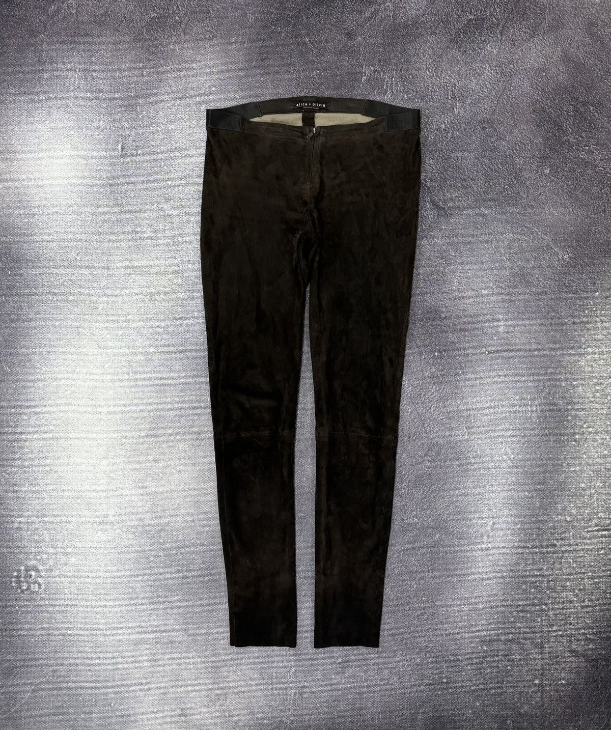 Alice + Olivia Alice + Olivia Suede Leather Front Zip Brown Leggings Pants Size 30" / US 8 / IT 44 - 1 Thumbnail
