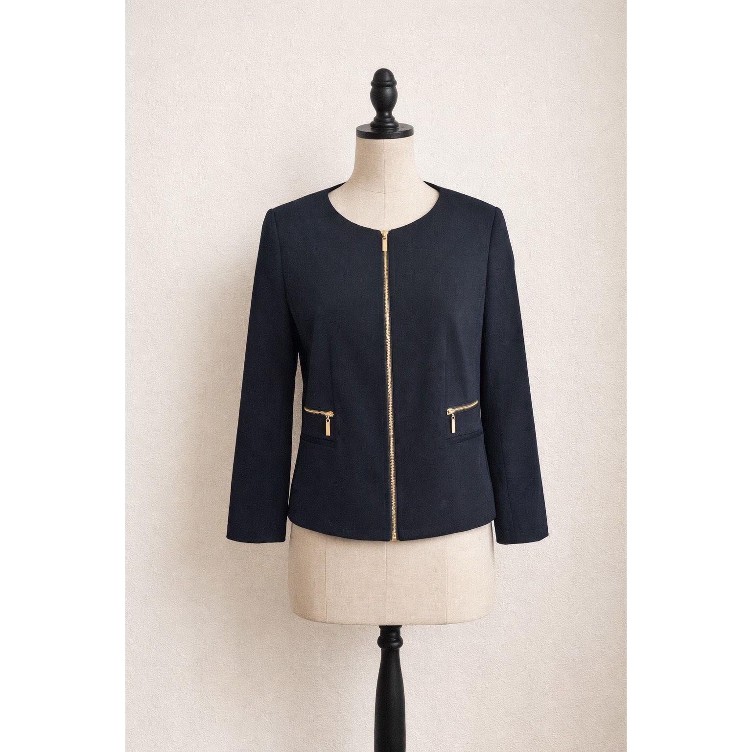 Elie Tahari Tahari Black Zip Front Blazer Jacket Gold Hardware Women’s S Size S / US 4 / IT 40 - 1 Thumbnail