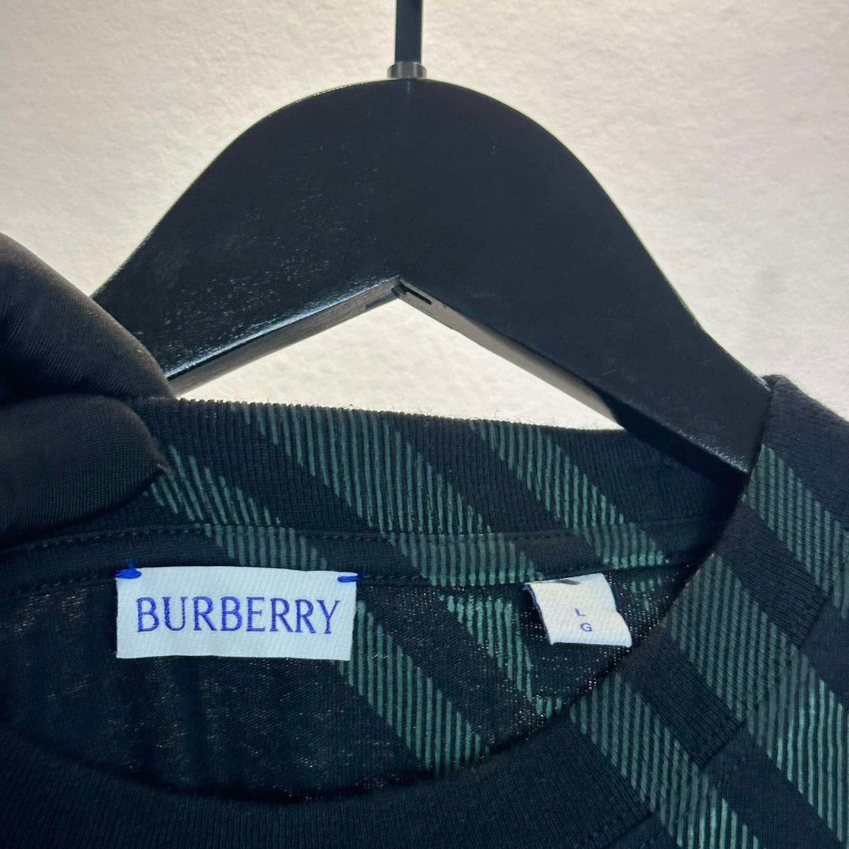 Burberry BUBRERRY NOVA CHECK T SHIRT Size US L / EU 52-54 / 3 - 4 Thumbnail