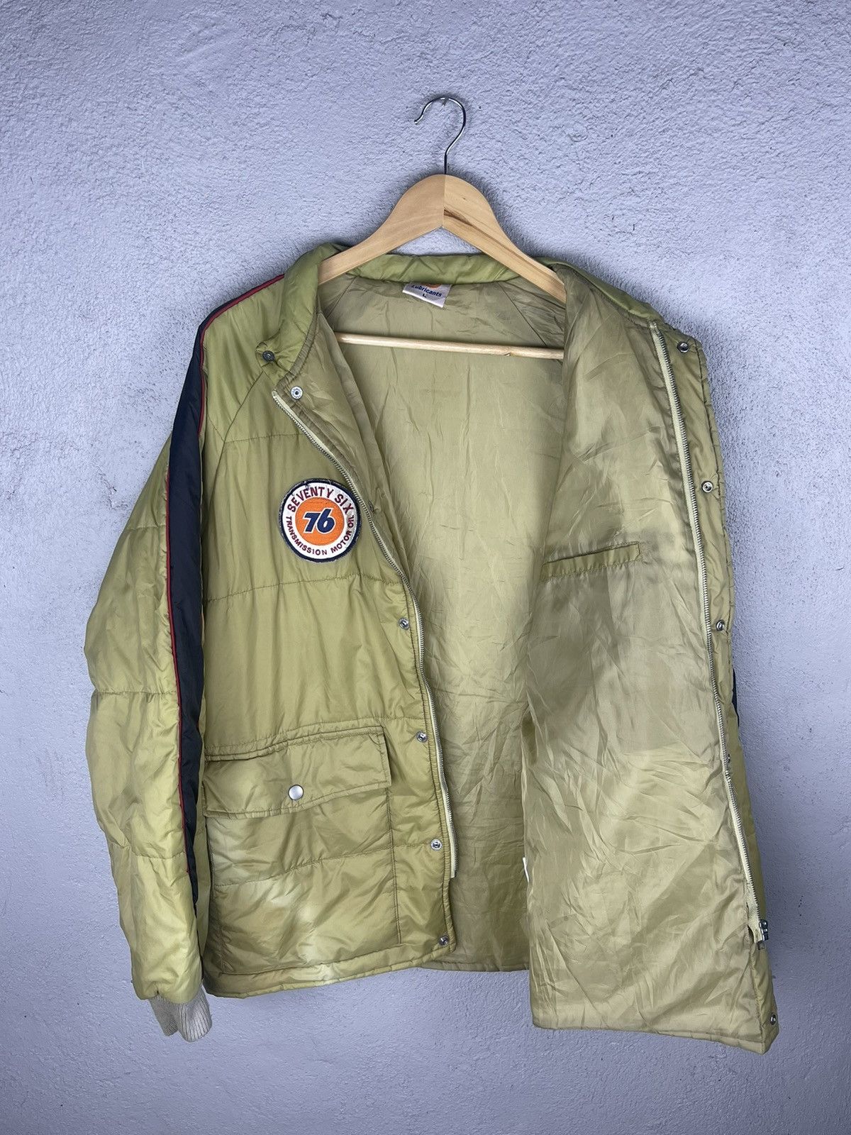 Vintage VINTAGE 76 LUBRICANTS Motor Oil Down Jacket Size US L / EU 52-54 / 3 - 10 Thumbnail
