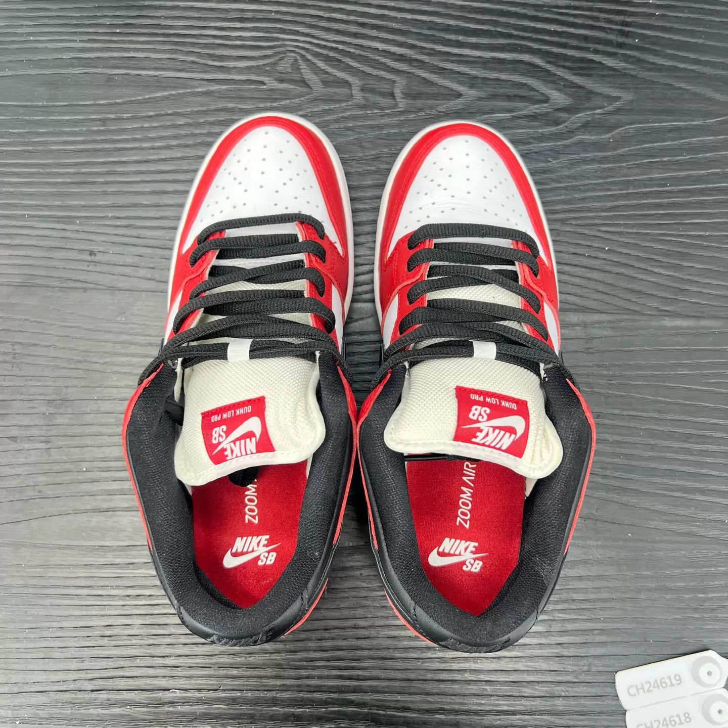 Nike Nike SB Dunk Low Chicago 42 Mint Condition Size US 9 / EU 42 - 3 Thumbnail