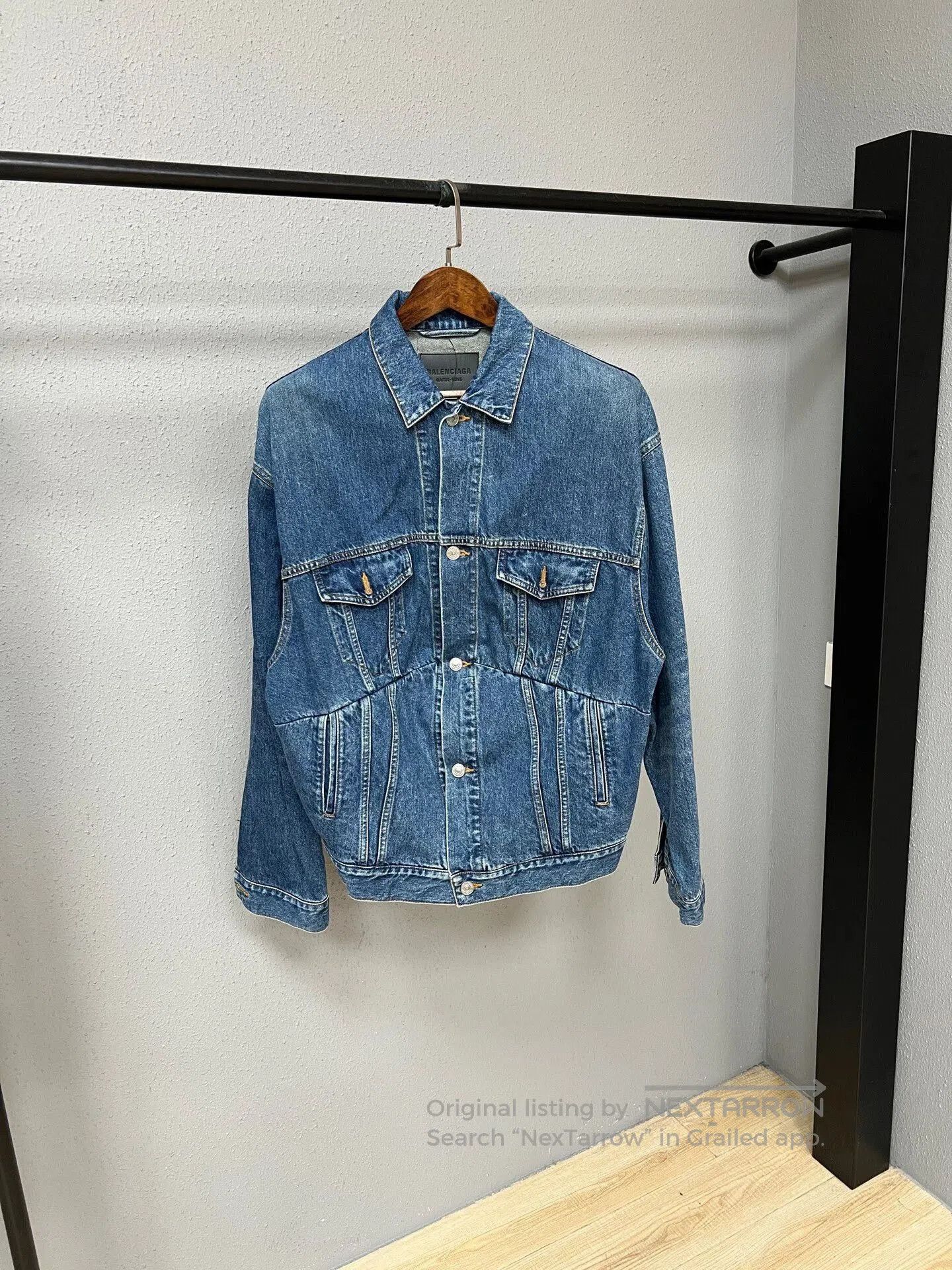 Balenciaga Balenciaga Asymmetrical Denim Jacket Size 38. Size M / US 6-8 / IT 42-44 - 1 Thumbnail