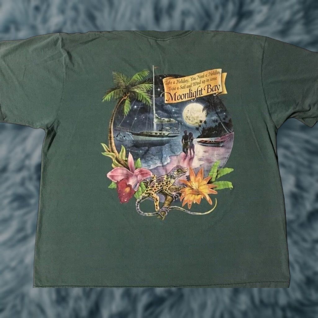 Vintage VINTAGE 90s Gecko Moonlight Bay Faded Shirt 2XL Green Surf Beach Hawaii Grunge Ocean Tropical USA Men T-Shirt Short Sleeve Size US XXL / EU 58 / 5 - 1 Thumbnail