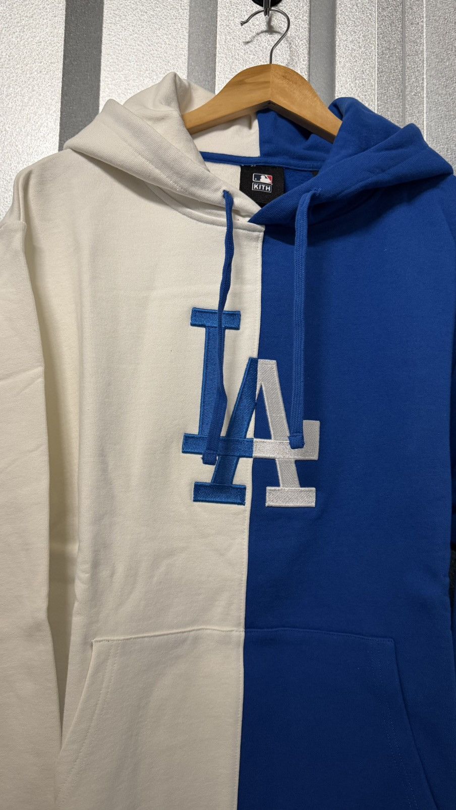 Kith × MLB Kith x MLB LA DODGERS Hoodie Brand New Size US L / EU 52-54 / 3 - 6 Thumbnail