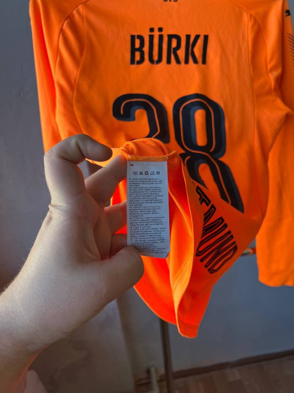 Puma 2017/18 BORUSSIA DORTMUND #38 BURKI GK SOCCER JERSEY/SHORTS Size US S / EU 44-46 / 1 - 7 Thumbnail