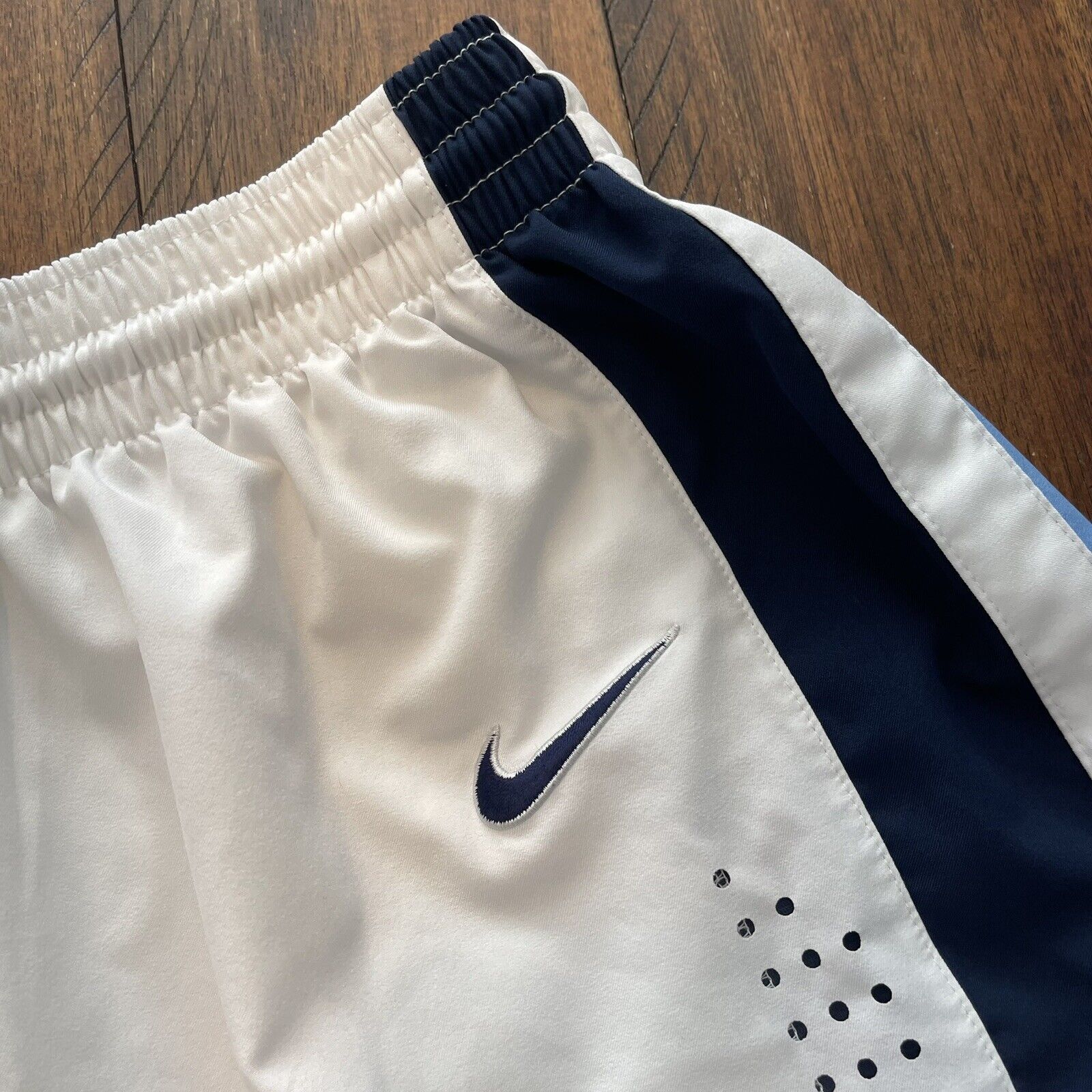 Nike Nike Villanova Wildcats Basketball Shorts Medium Authentic Size US 30 / EU 46 - 6 Thumbnail