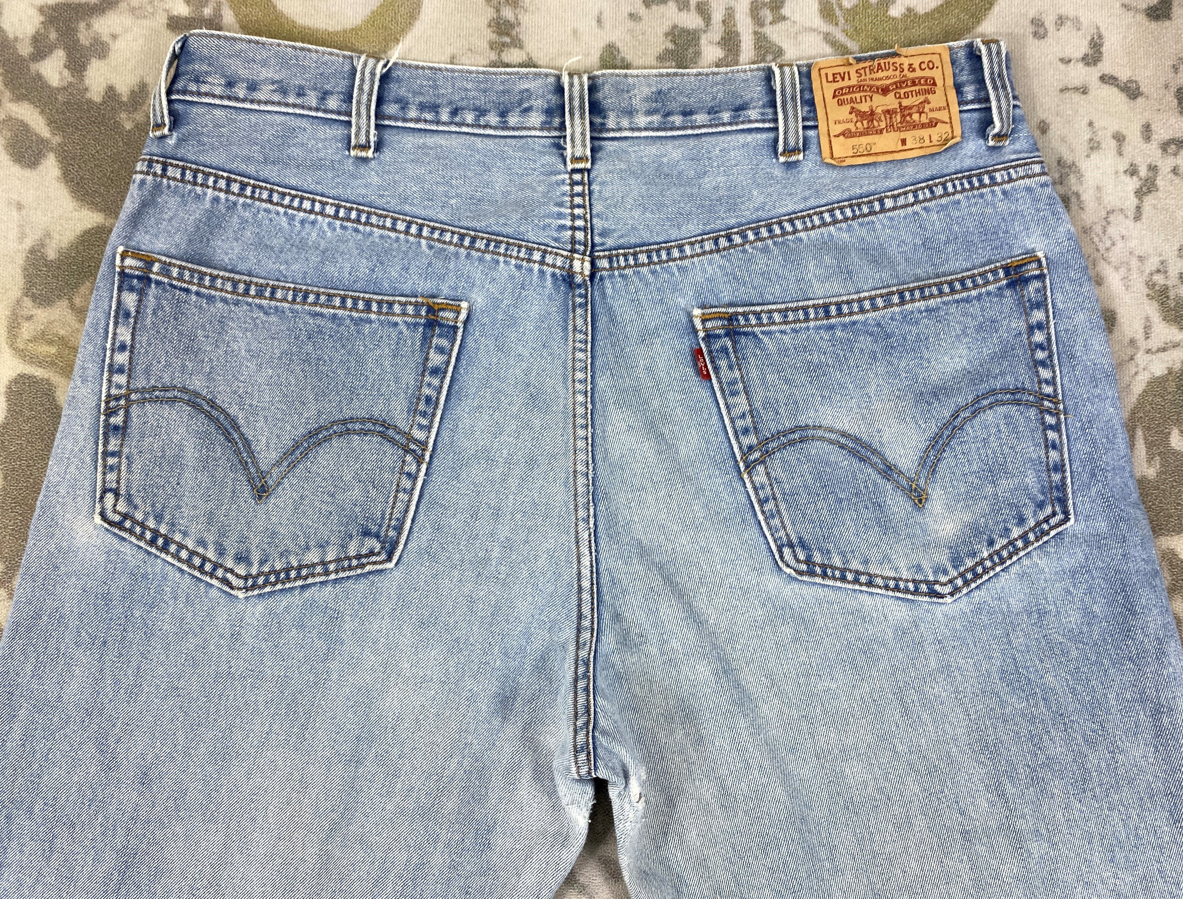 Levi's Mid Blue Vintage Levi's 550 Jeans 39x31 Denim -SJ033 Size US 39 - 4 Thumbnail