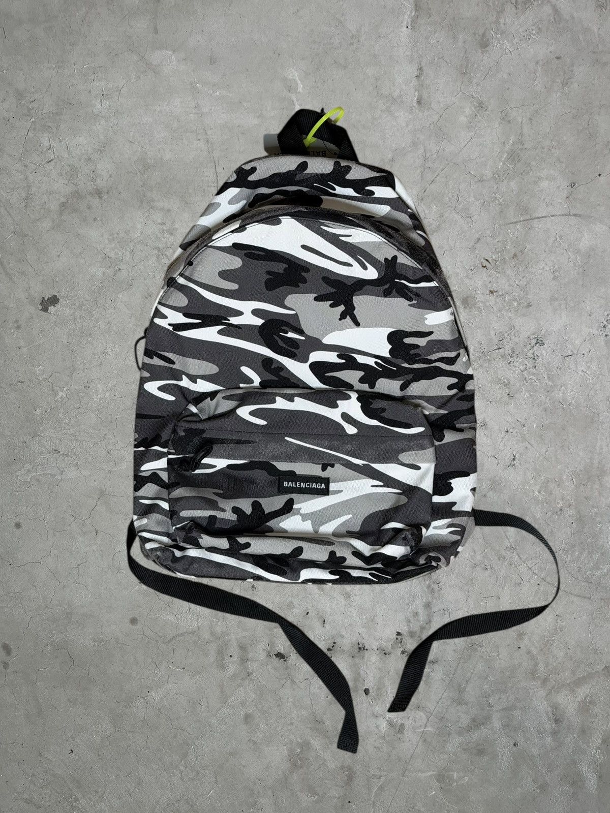 Balenciaga Balenciaga Snow Camo Backpack Size ONE SIZE - 1 Thumbnail