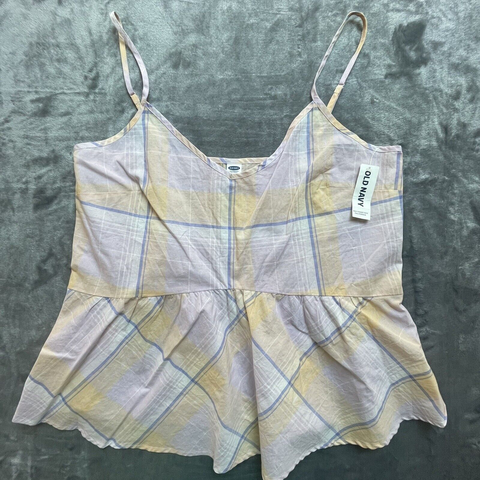 Old Navy Old Navy Crop Tank Top Womens Medium Pastel Ruffle Summery Size M / US 6-8 / IT 42-44 - 1 Thumbnail