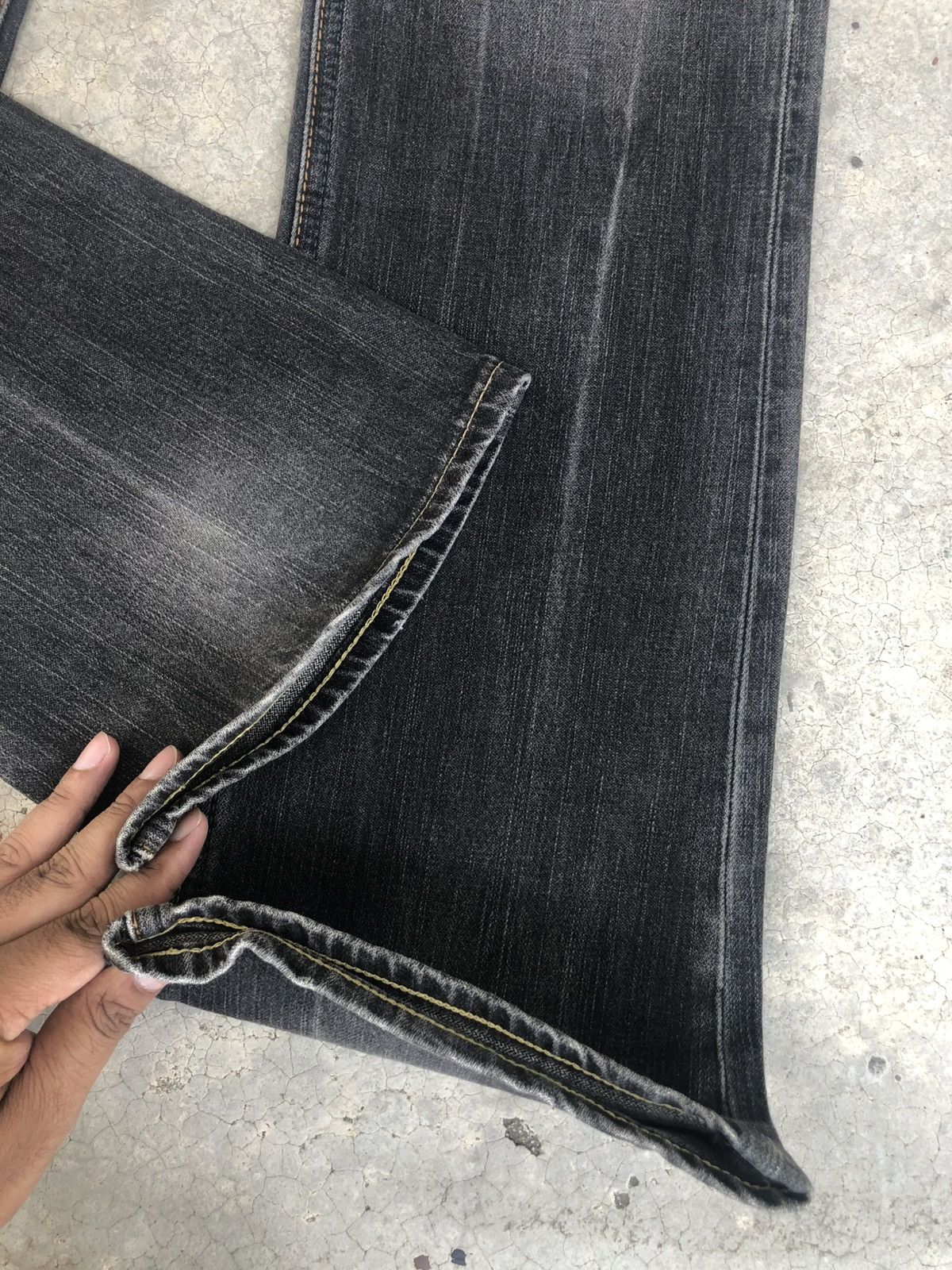If Six Was Nine Japanese Wrangler Flared Jeans Distressed Size US 30 / EU 46 - 13 Thumbnail