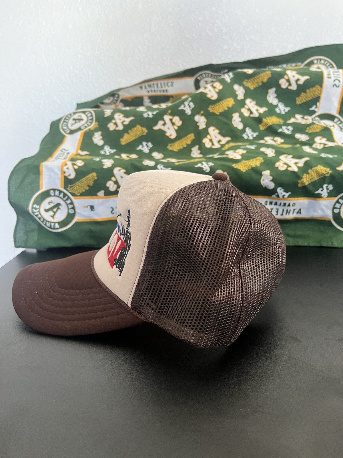 Feature × Vintage UNLV magic club Size ONE SIZE - 2 Thumbnail