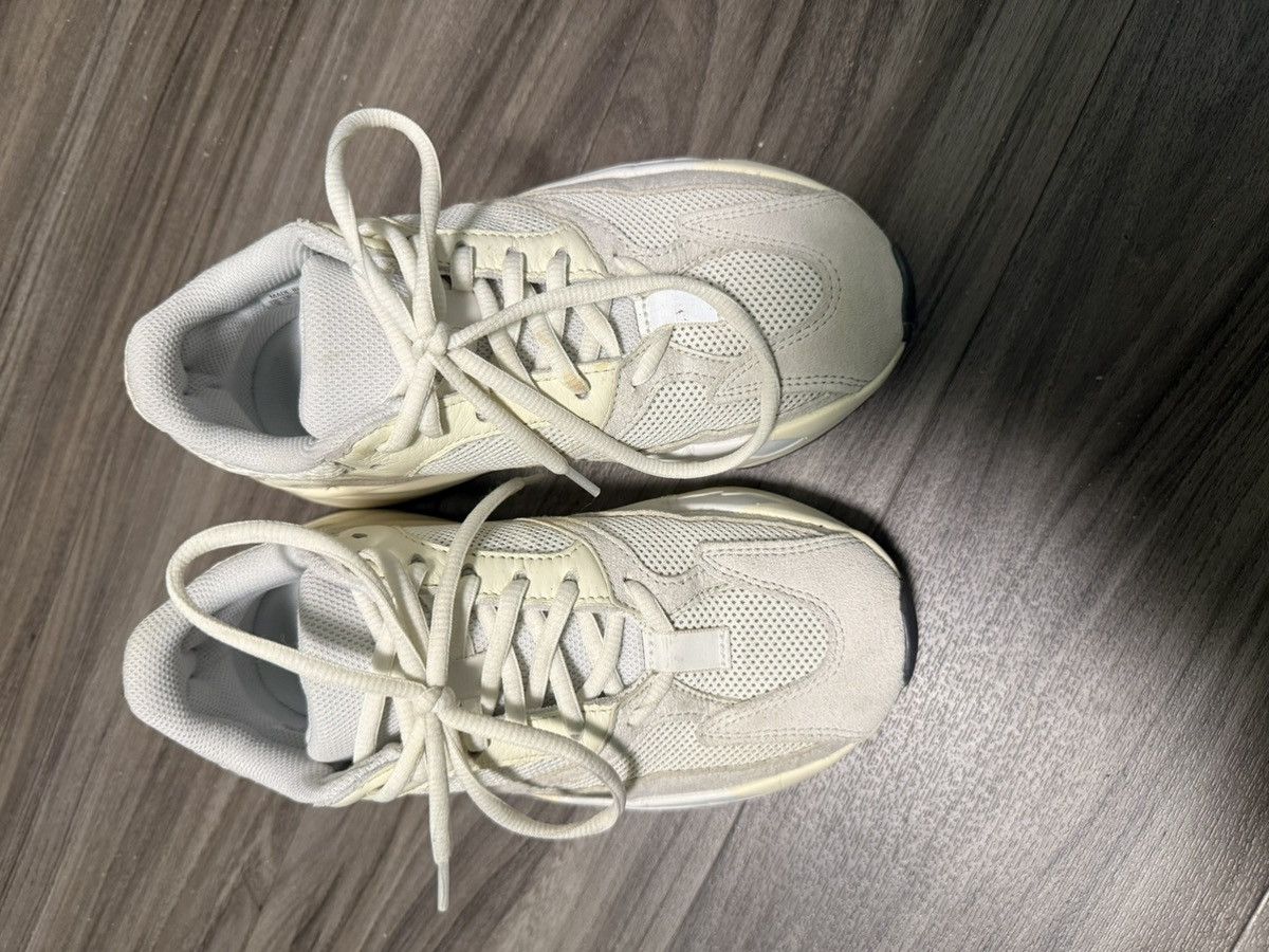 Adidas Adidas Yeezy Boost 700 Size US 6 / IT 36 - 1 Thumbnail