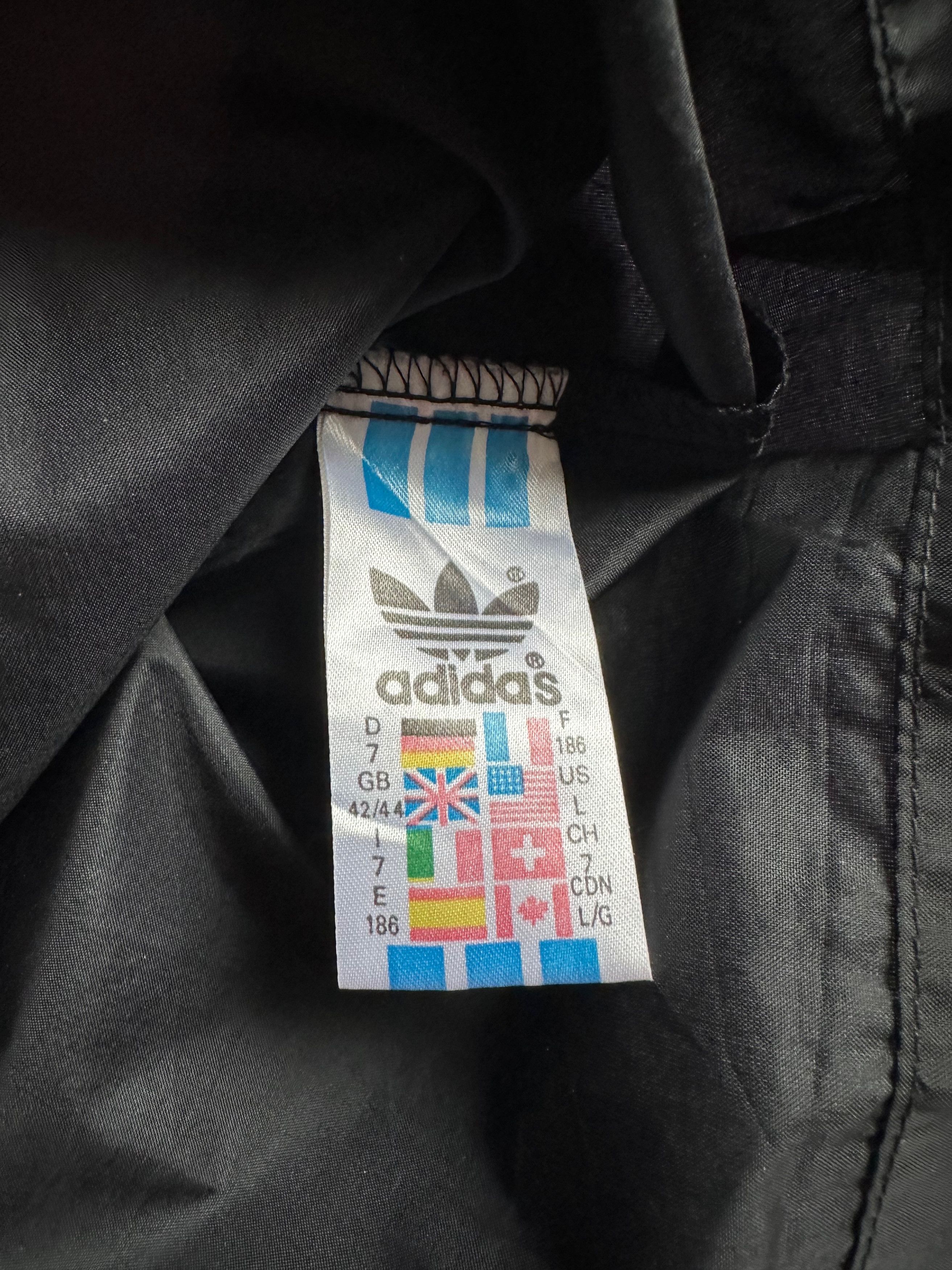 Adidas 90's Adidas Vintage Windbreaker Light Jacket Black red Size US XL / EU 56 / 4 - 8 Thumbnail