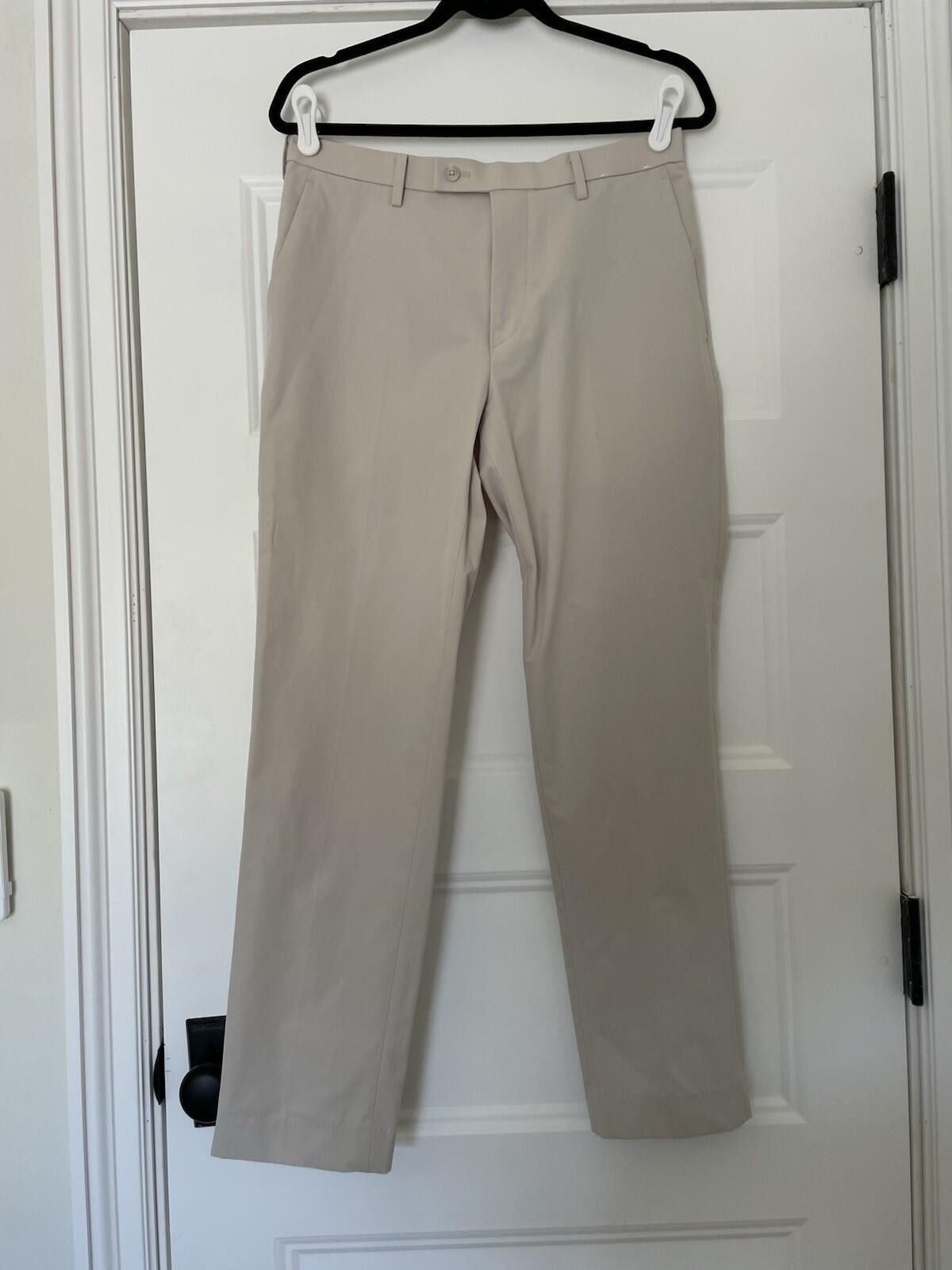 Uniqlo Uniqlo Pants Men Khaki 31 x 30 Size US 31 - 1 Thumbnail