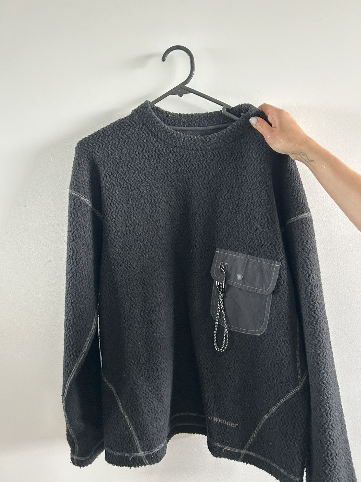 And Wander AND WANDER - REWOOL JACQUARD CREW KNIT SWEATER Size US M / EU 48-50 / 2 - 1 Thumbnail
