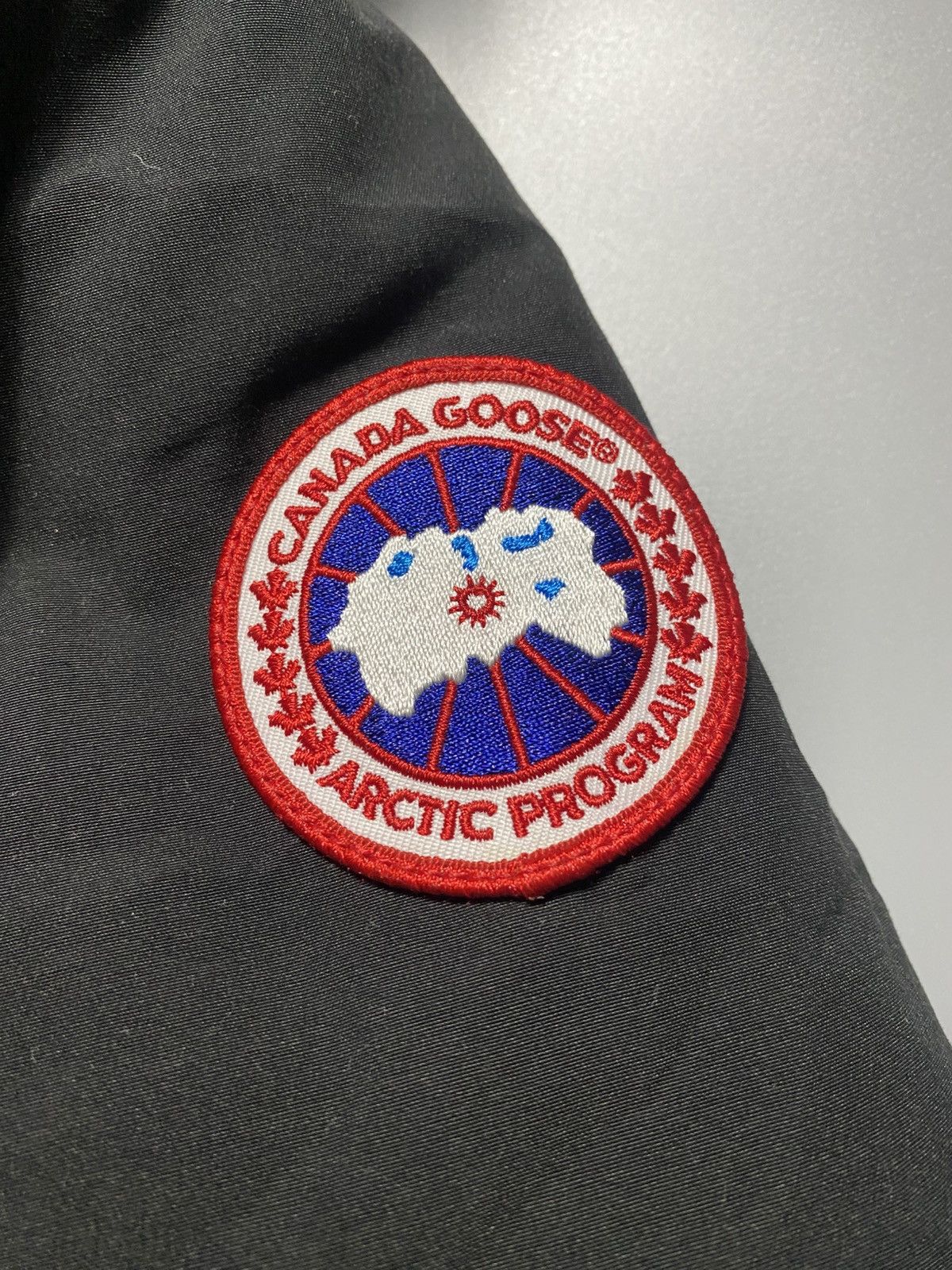 Canada Goose CANADA GOOSE TRILLIUM PARKA FUSION FUR JACKET Size M / US 6-8 / IT 42-44 - 9 Thumbnail