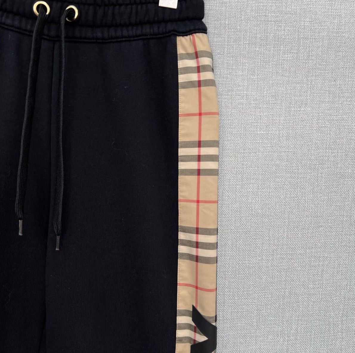 Burberry Burberry Black Classic Check Print Logo Casual Pants Size US 28 / EU 44 - 3 Thumbnail