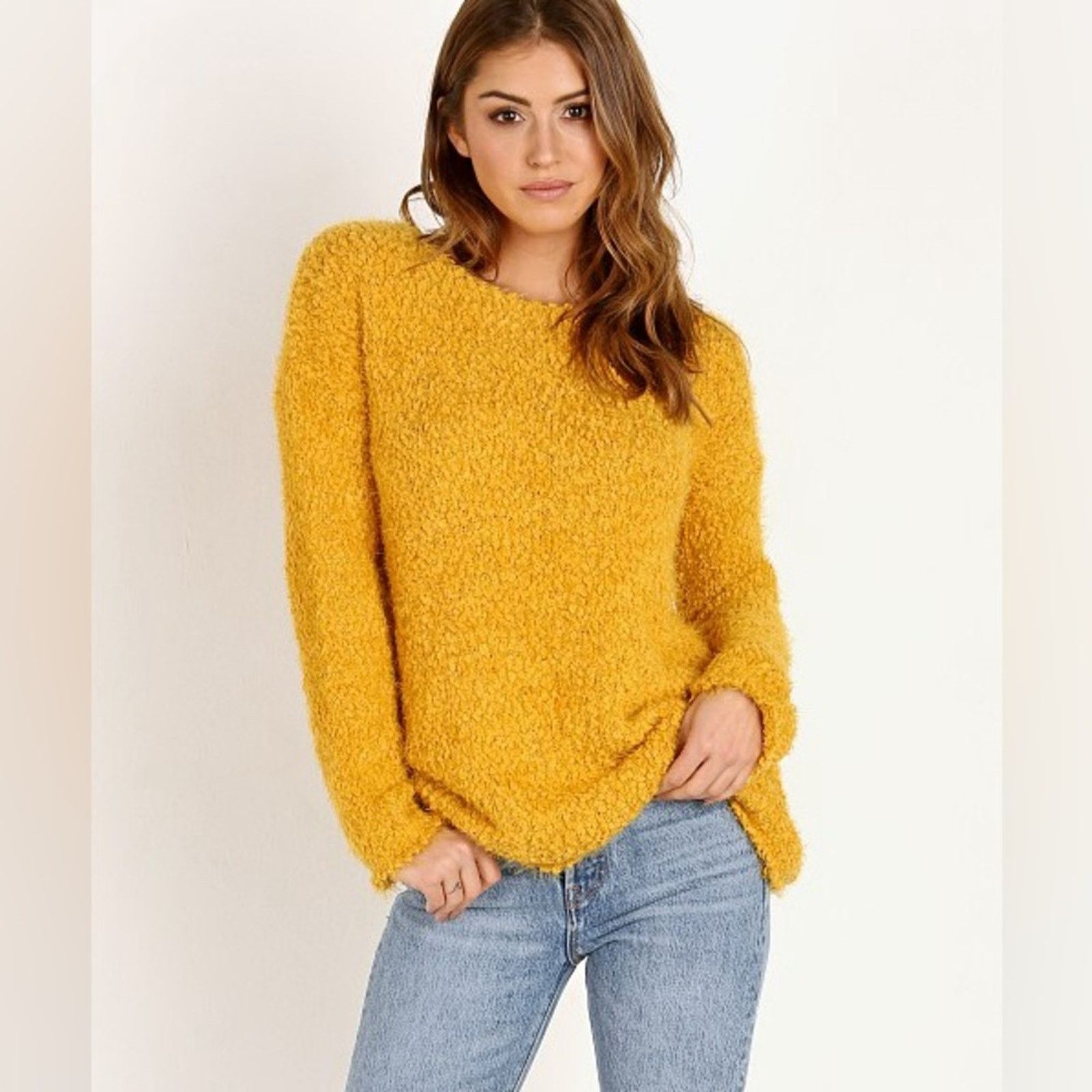 BB Dakota BB Dakota Debra Fuzzy Yellow Pullover Sweater Size Large Size L / US 10 / IT 46 - 1 Thumbnail