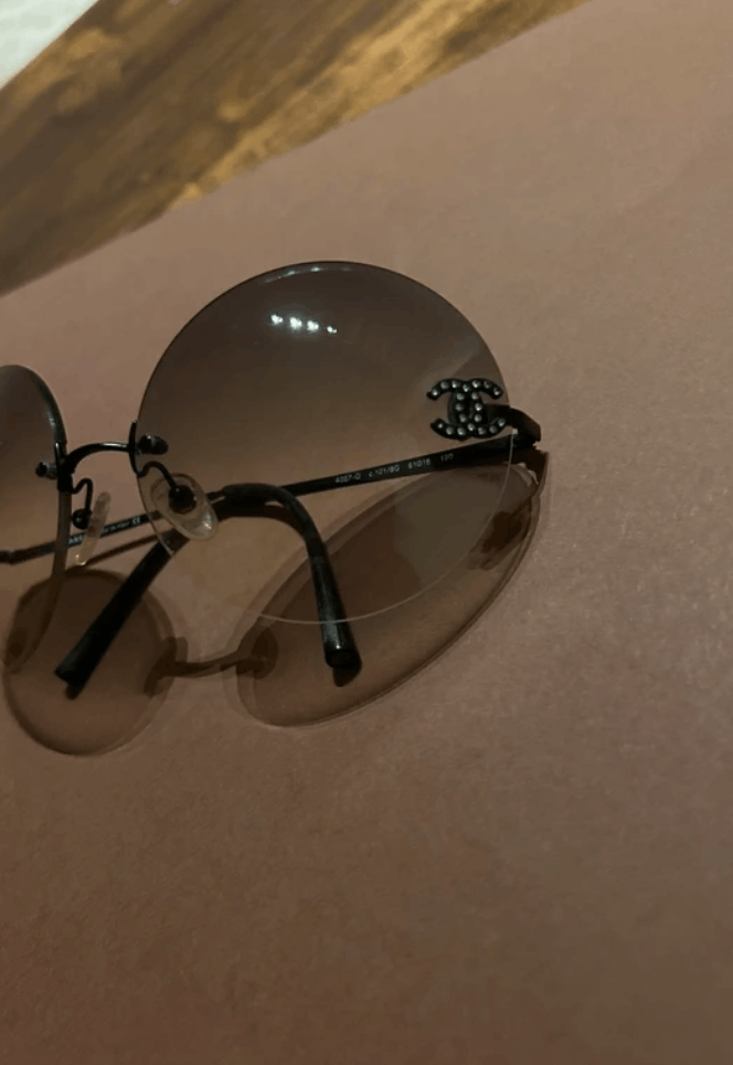 Chanel CHANEL Sunglasses 4056-D Rhinestone 4017 CCLogo Vintage Size ONE SIZE - 2 Thumbnail