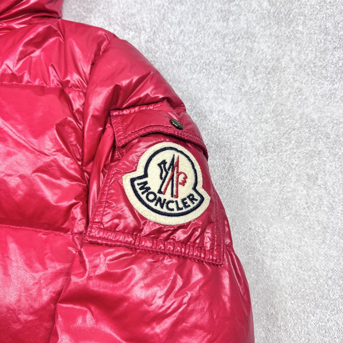 Moncler Women`s Moncler Badia Red Puffer Hooded Jacket Size 1 / S Size S / US 4 / IT 40 - 7 Thumbnail