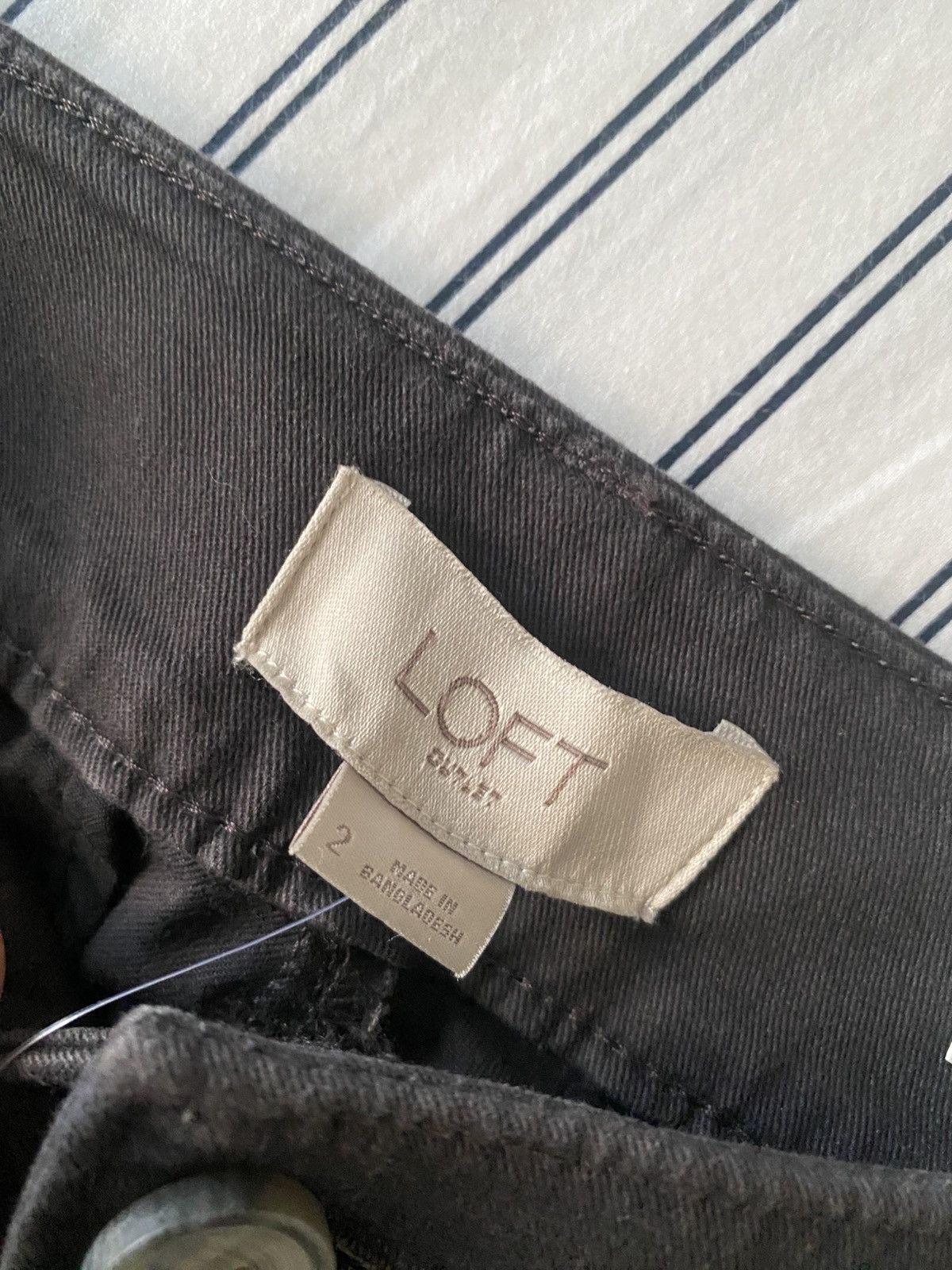 Loft Loft Mid Rise NWT Bermuda Shorts Women's 2 Dark Gray Size 26" / US 2 / IT 38 - 11 Thumbnail