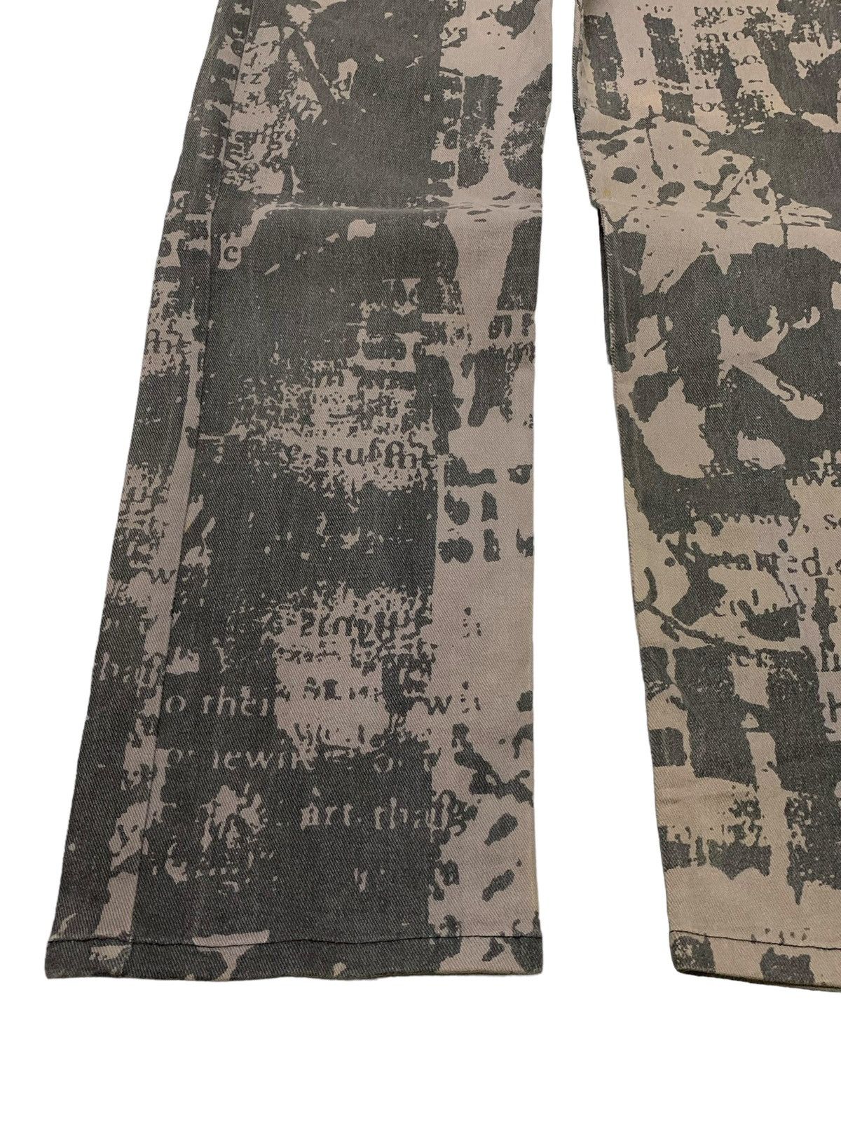 In The Attic × Junya Watanabe In The Attic Japan Trompe L’oeil Poems Loose Denim Pants Size US 30 / EU 46 - 6 Thumbnail