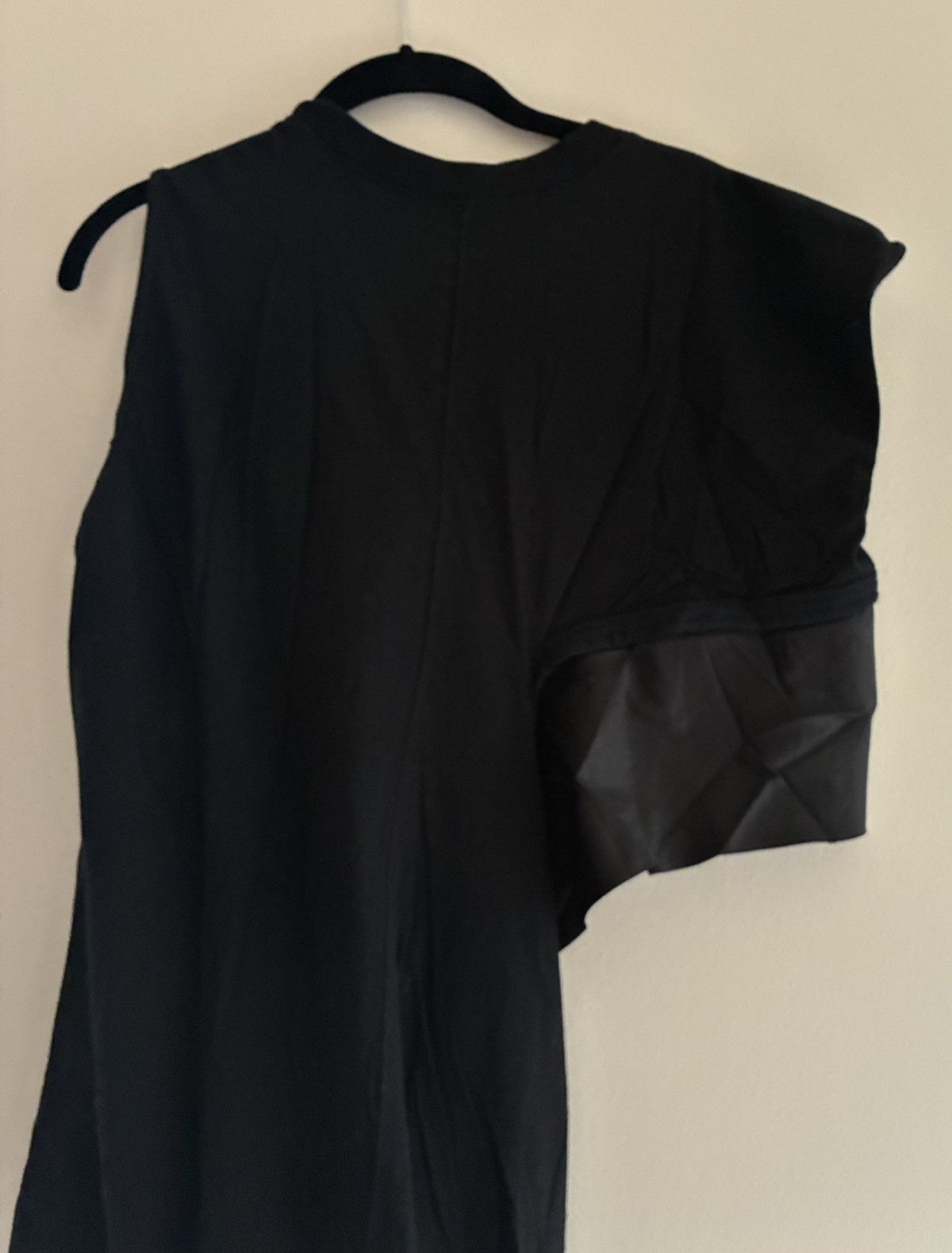 Rick Owens Rick Owens Sphinx peep hole Black Sleeveless Shirt 2015 Size US M / EU 48-50 / 2 - 9 Thumbnail