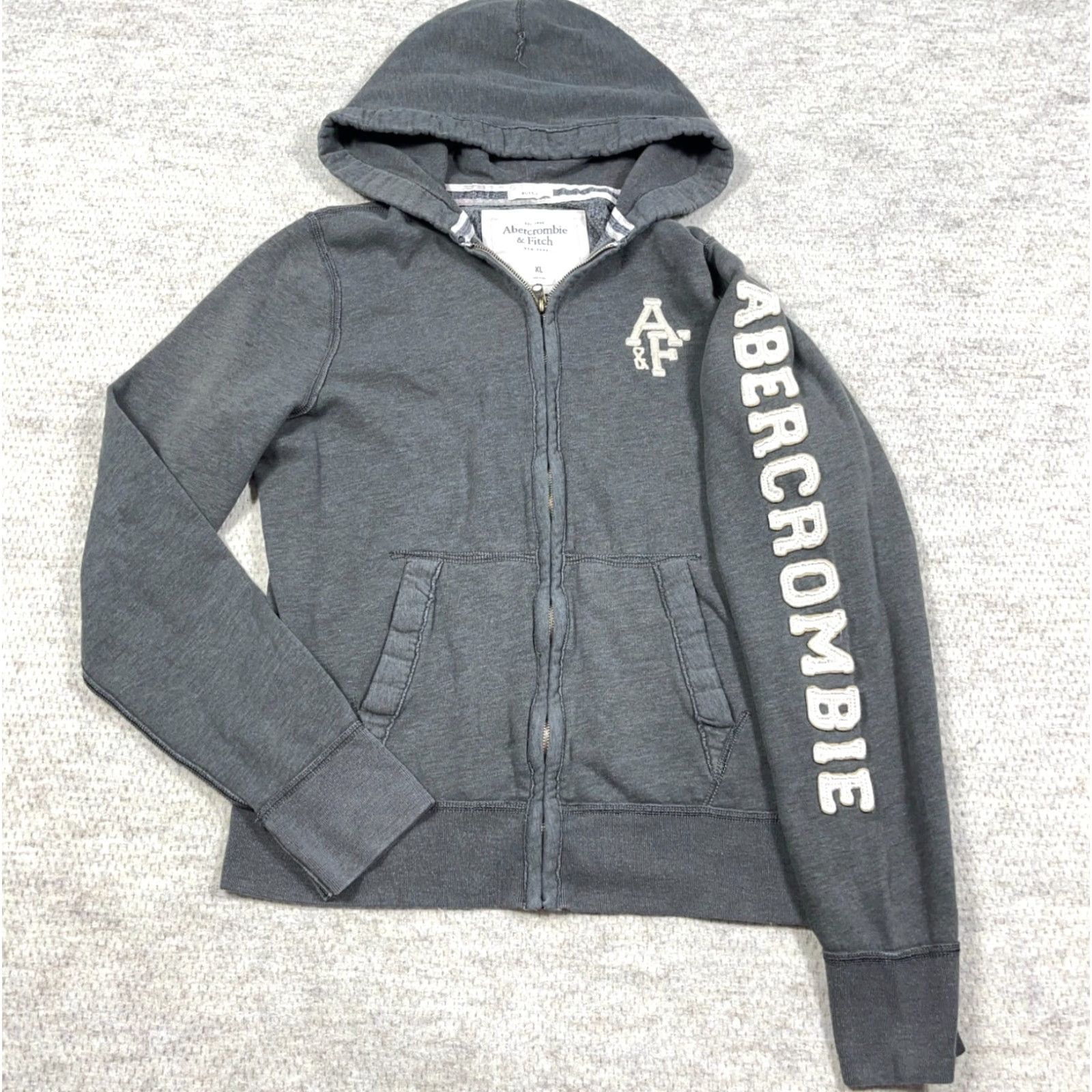 Abercrombie & Fitch VINTAGE Abercrombie & Fitch Hoodie Women XL Gray Full Zip Spellout Muscle Logo Embroidered Sports Activewear Size XL / US 12-14 / IT 48-50 - 2 Thumbnail