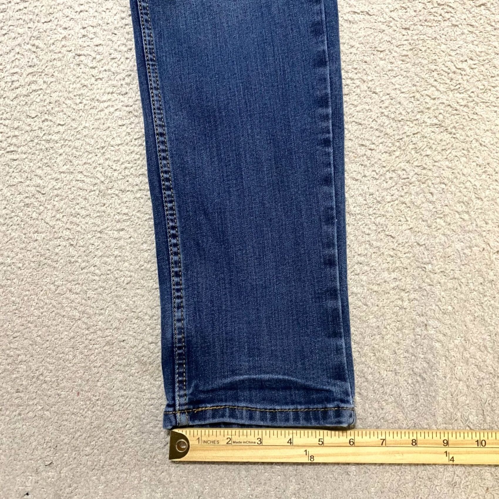 Levi's Levi's 511 Jeans Slim Straight Mid Wash Blue Denim 32x30 Regular Inseam 5-Pocket Mens Jeans Size US 32 / EU 48 - 5 Thumbnail