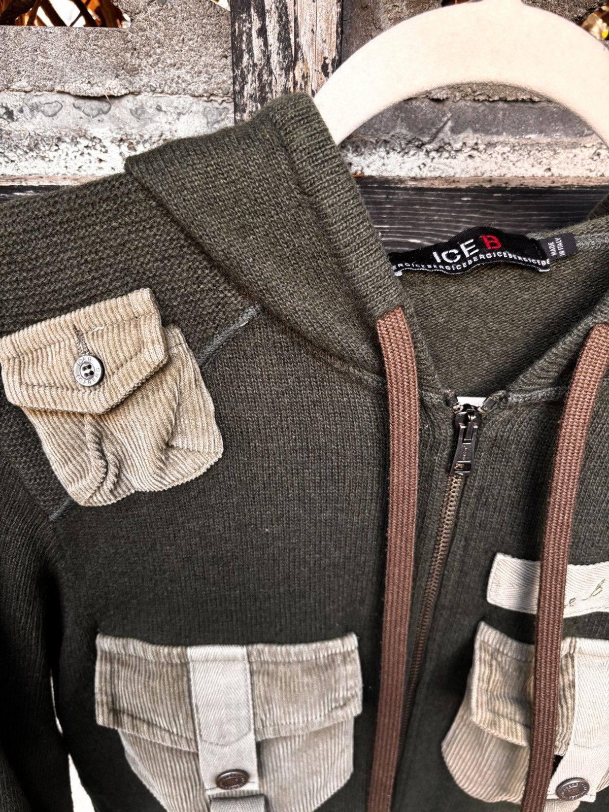 Iceberg Iceberg longs-leave multi-pocket x Vintage Size US M / EU 48-50 / 2 - 3 Thumbnail