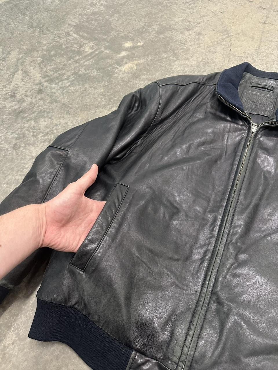 Roundtree & Yorke Vintage Black Leather Jacket Size Large Size US L / EU 52-54 / 3 - 3 Thumbnail