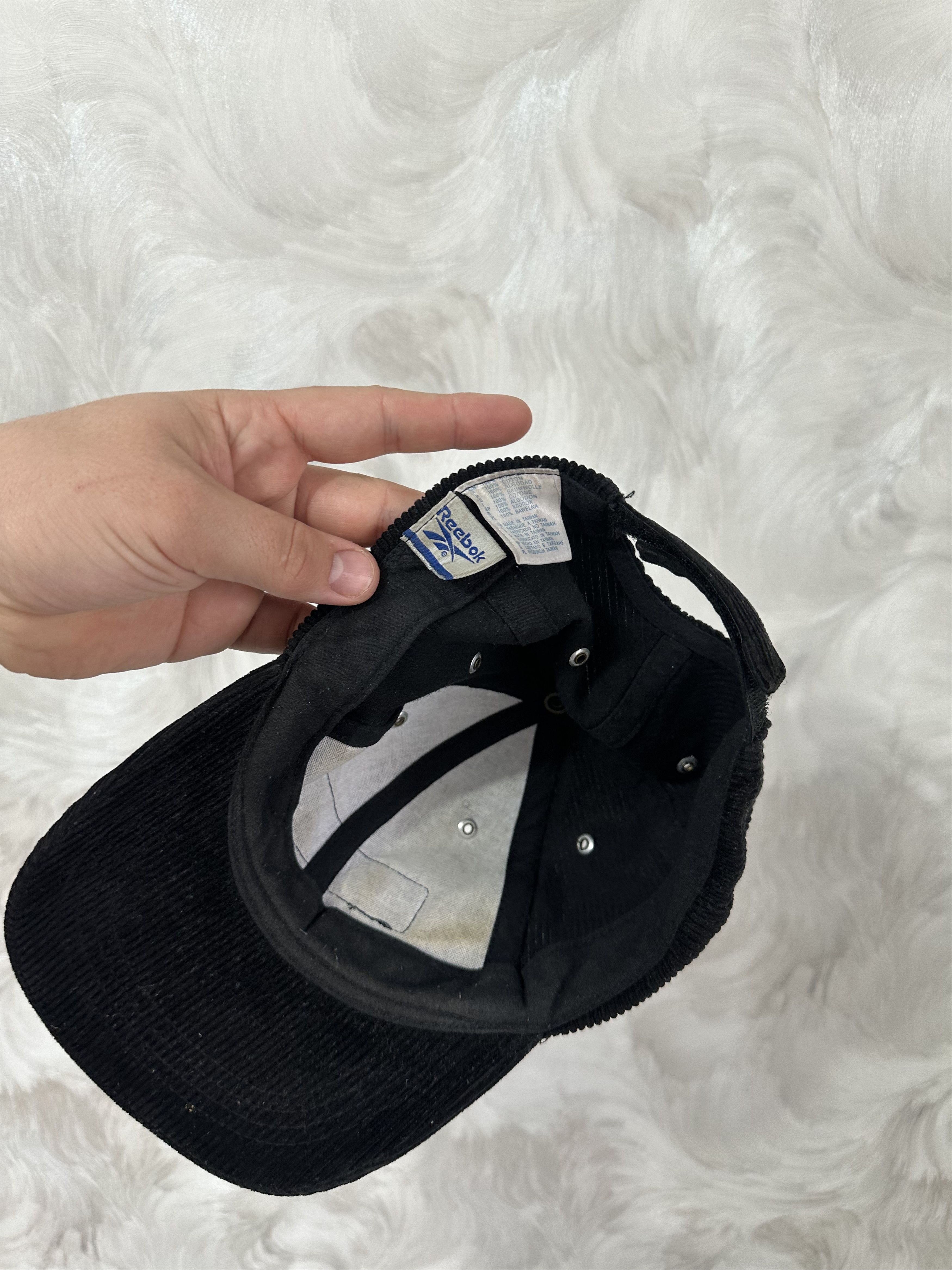 Reebok × Vintage MENS Y2K VELVET CAP 5 PANEL REEBOK Size ONE SIZE - 6 Thumbnail